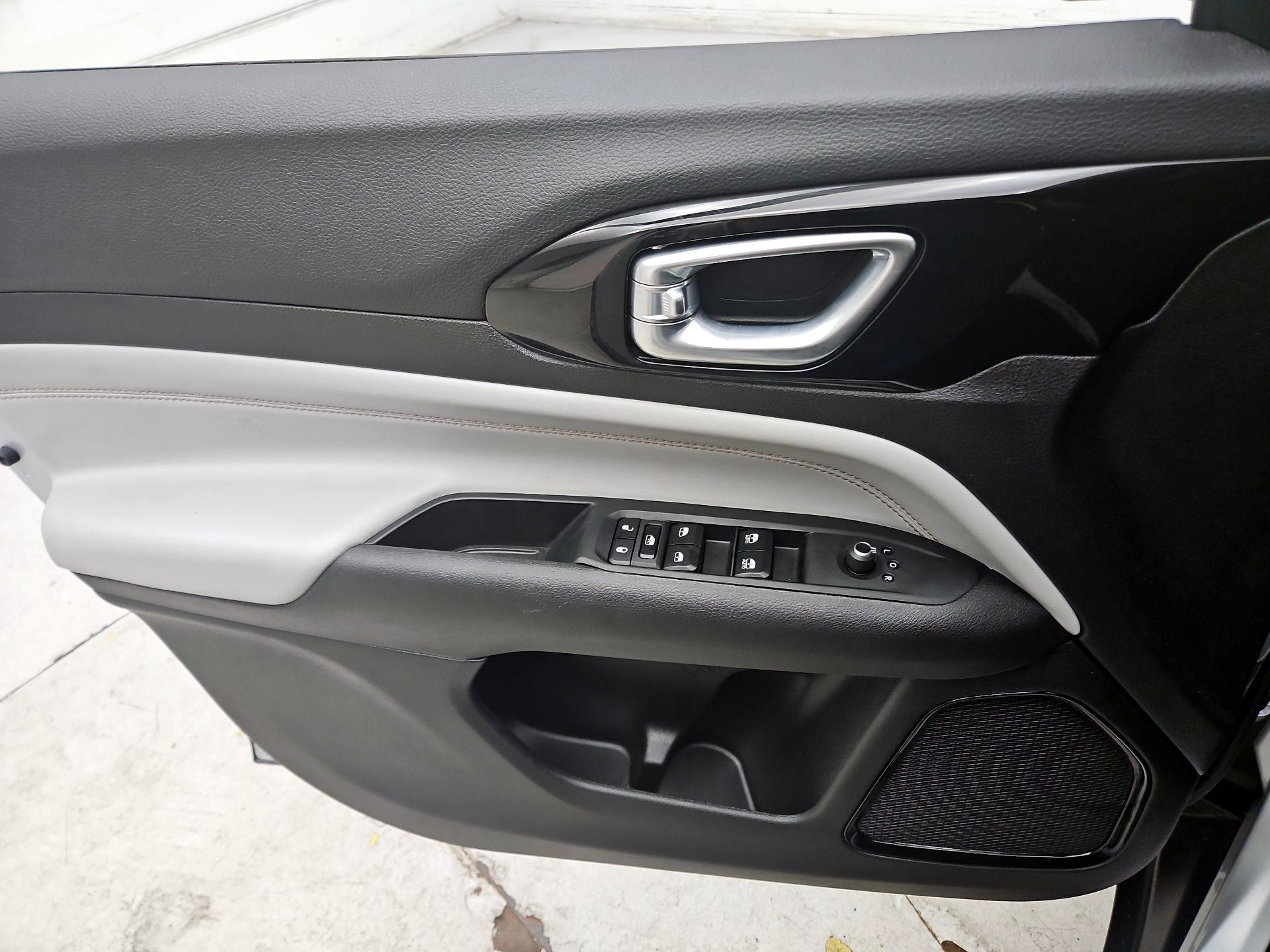 Thumbnail: 2025 Jeep Compass - 12
