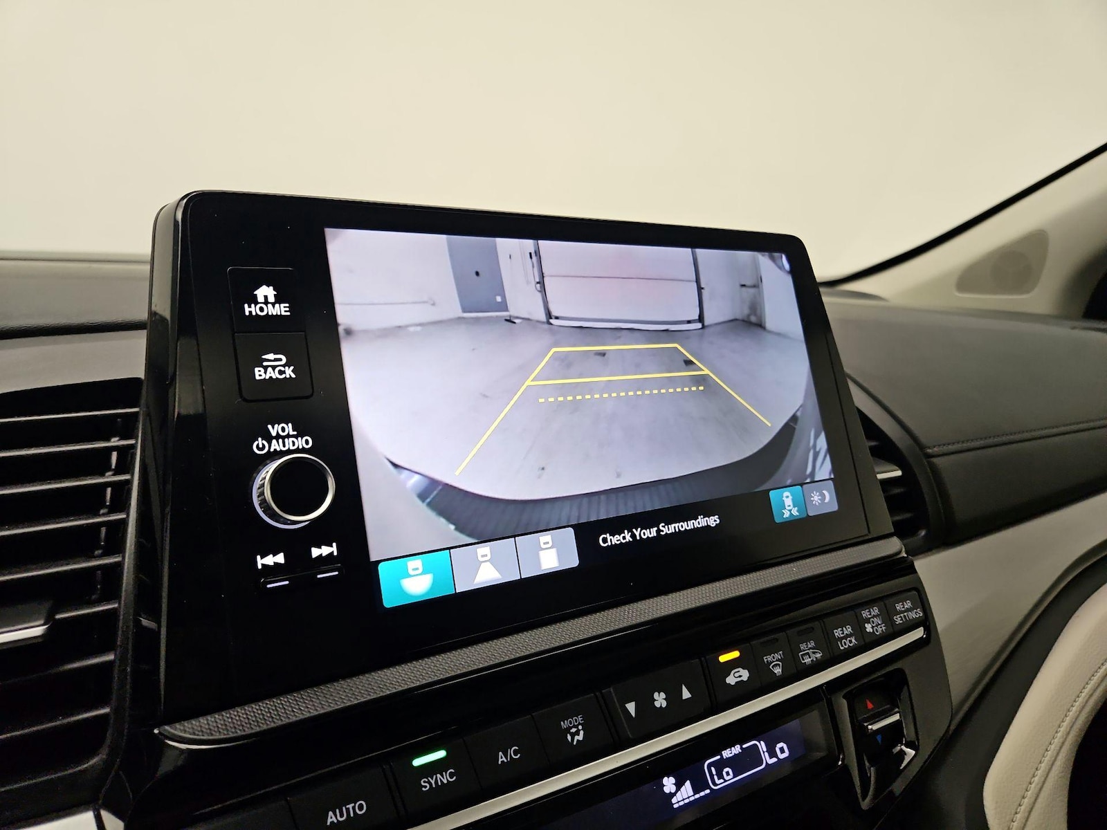2025 Honda Odyssey EX-L - Photo 15