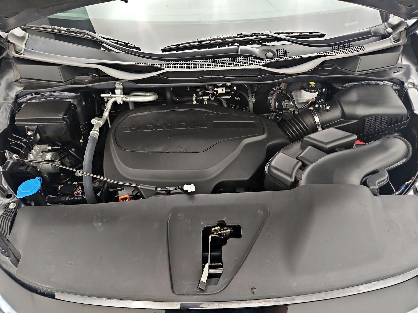 2025 Honda Odyssey EX-L - Photo 25