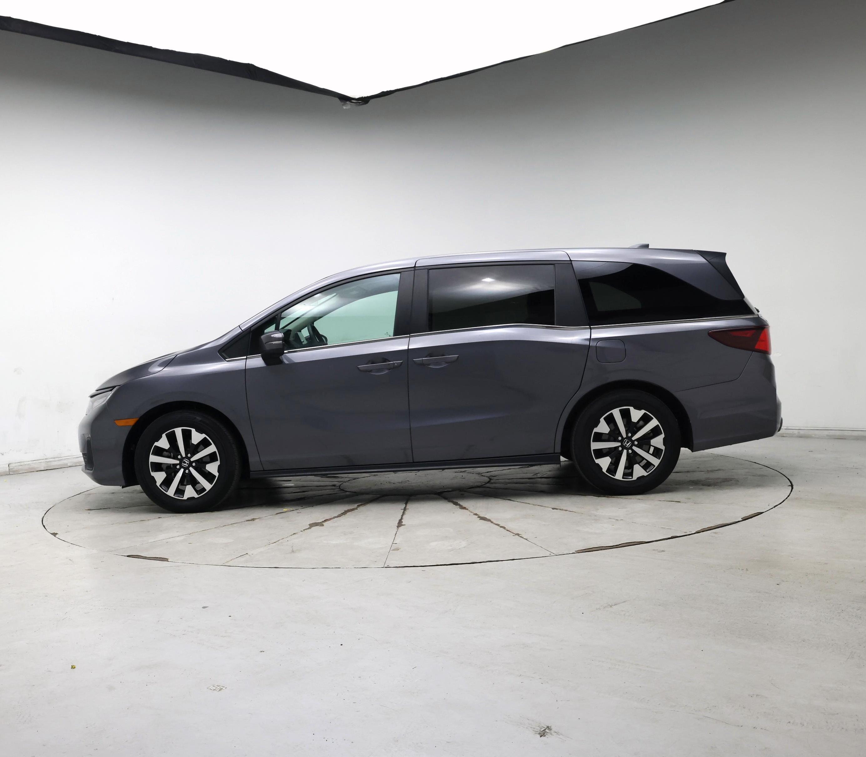 Thumbnail: 2025 Honda Odyssey - 3