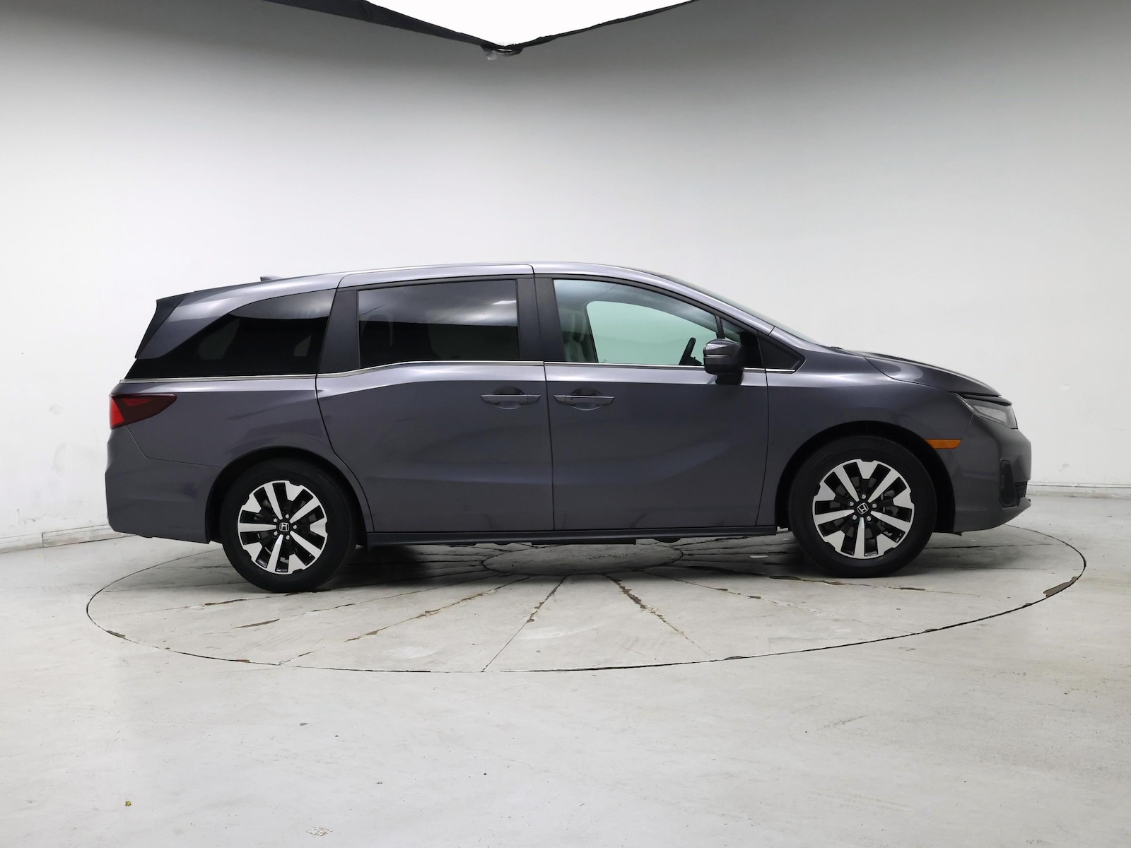 2025 Honda Odyssey EX-L - Photo 8