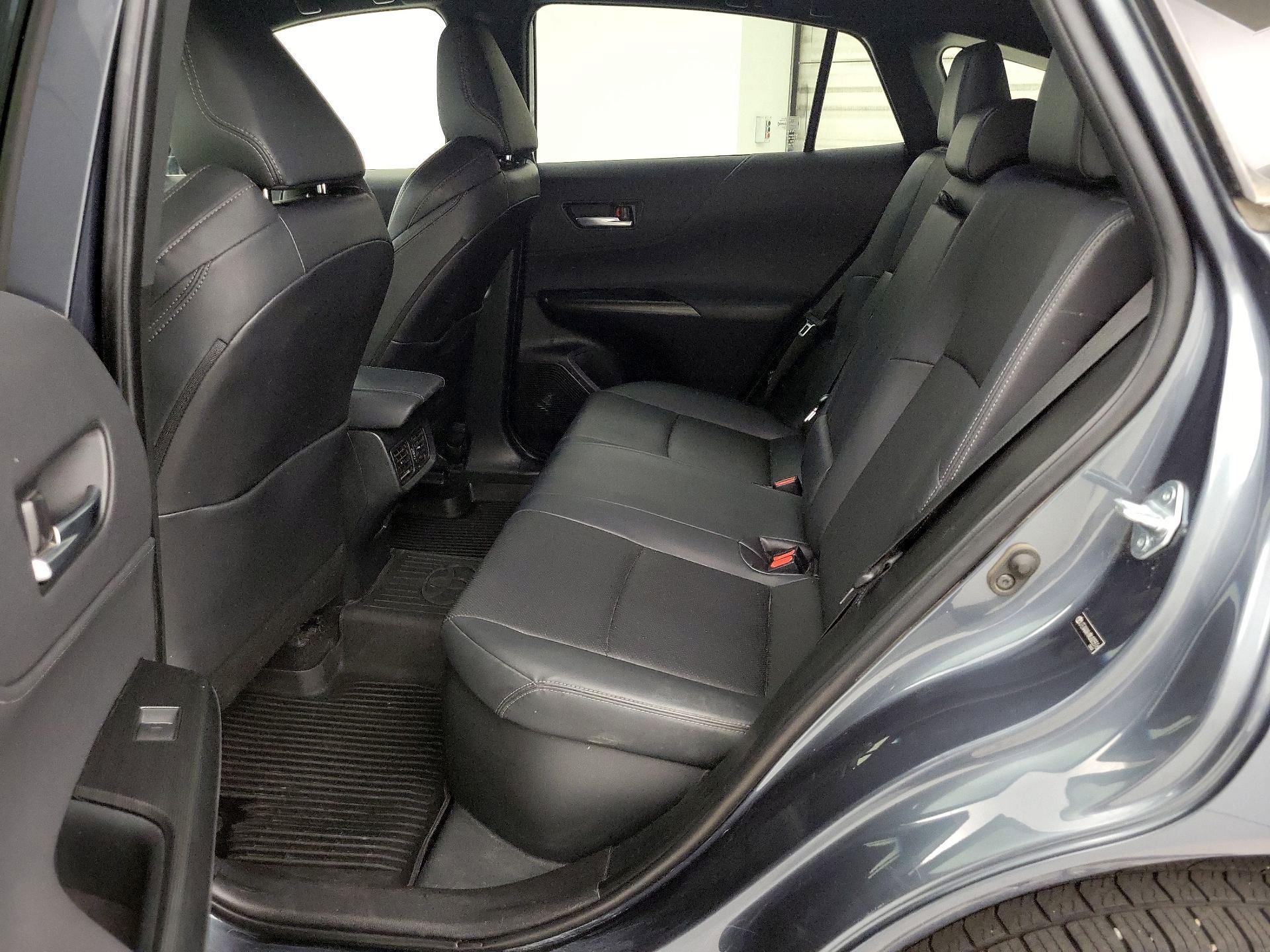 Thumbnail: 2021 Toyota Venza - 20