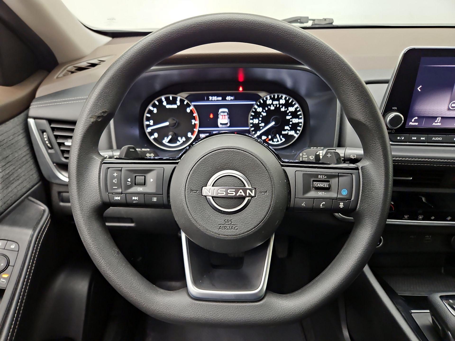 Thumbnail: 2023 Nissan Rogue - 10