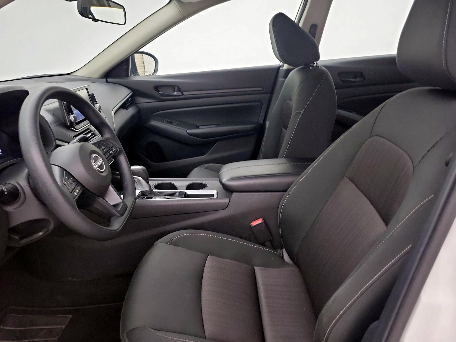 2024 Nissan Altima S - Photo 12