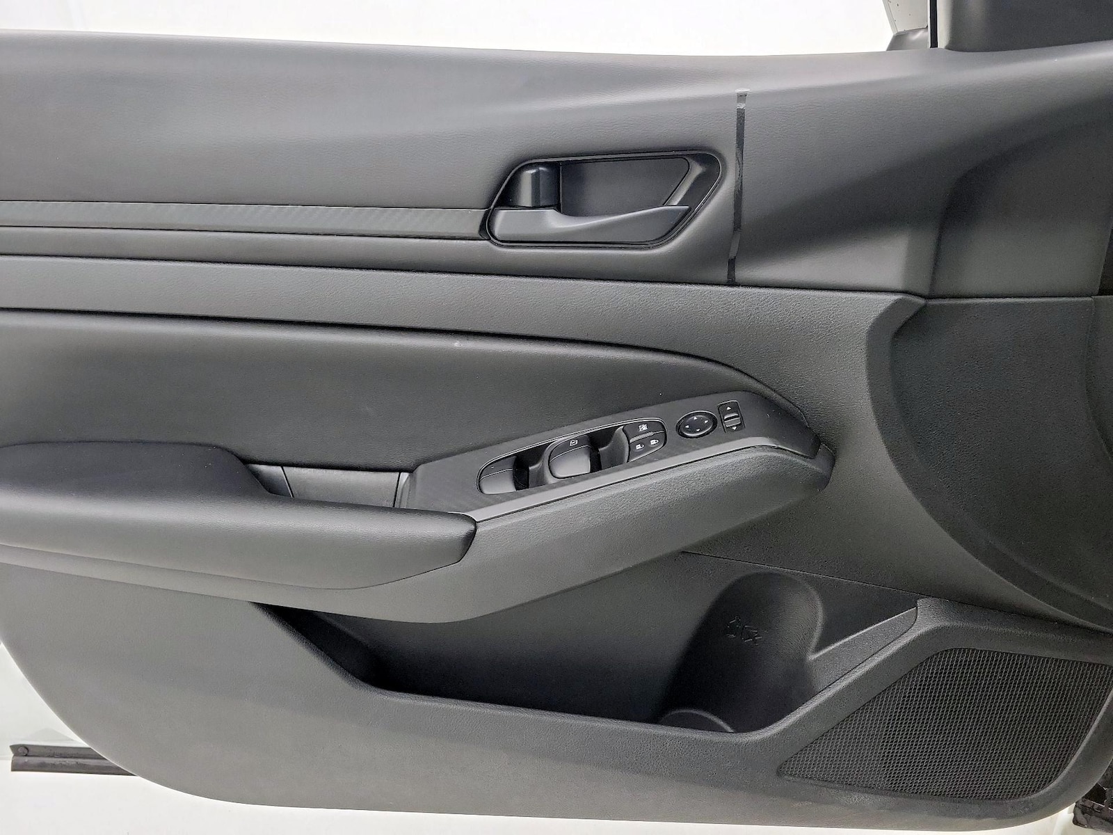 2024 Nissan Altima S - Photo 13