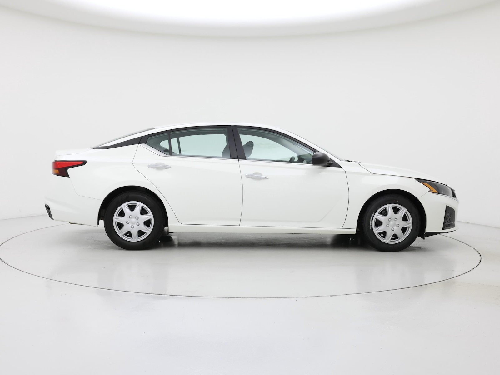 2024 Nissan Altima S - Photo 8