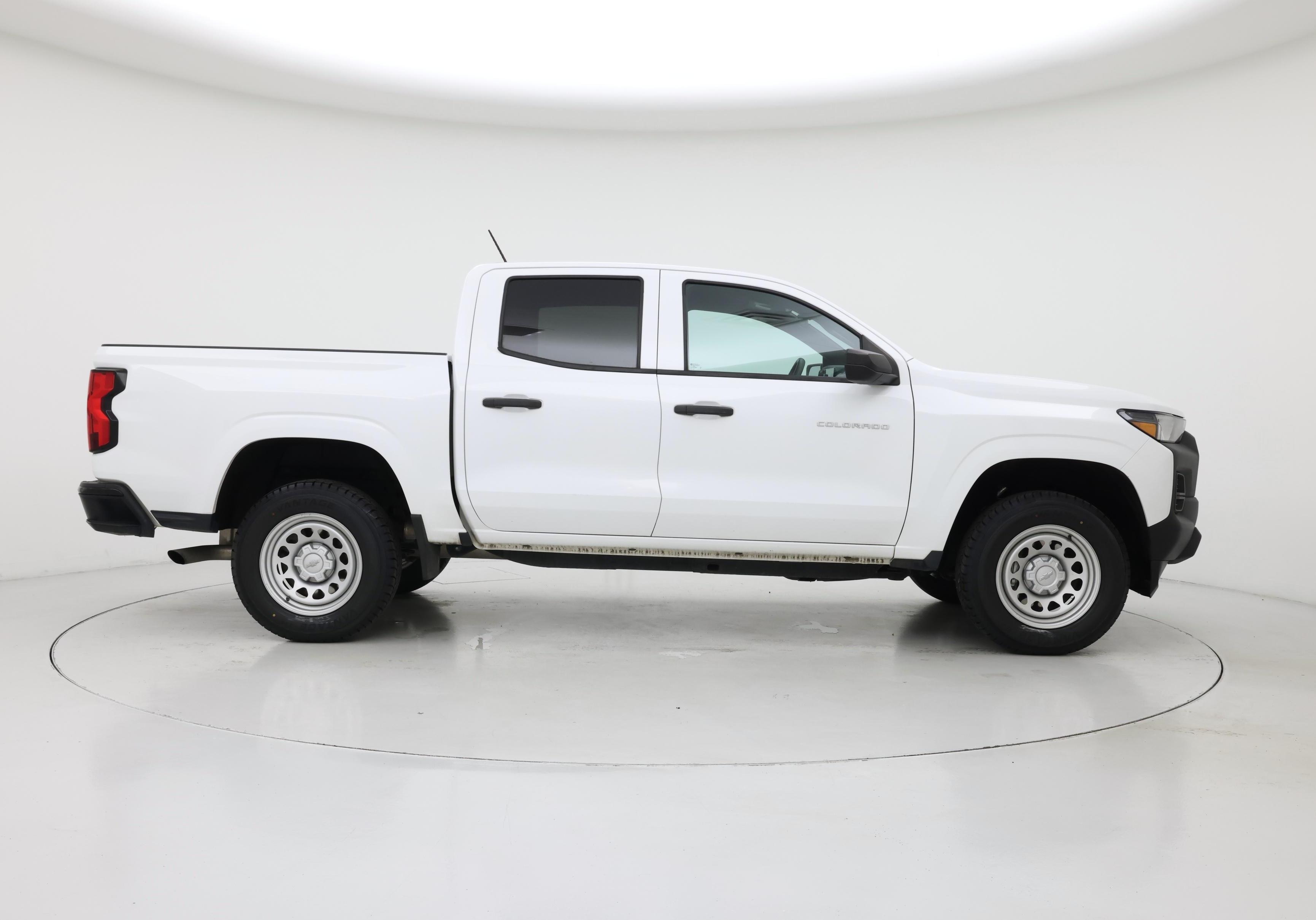 Thumbnail: 2023 Chevrolet Colorado - 7