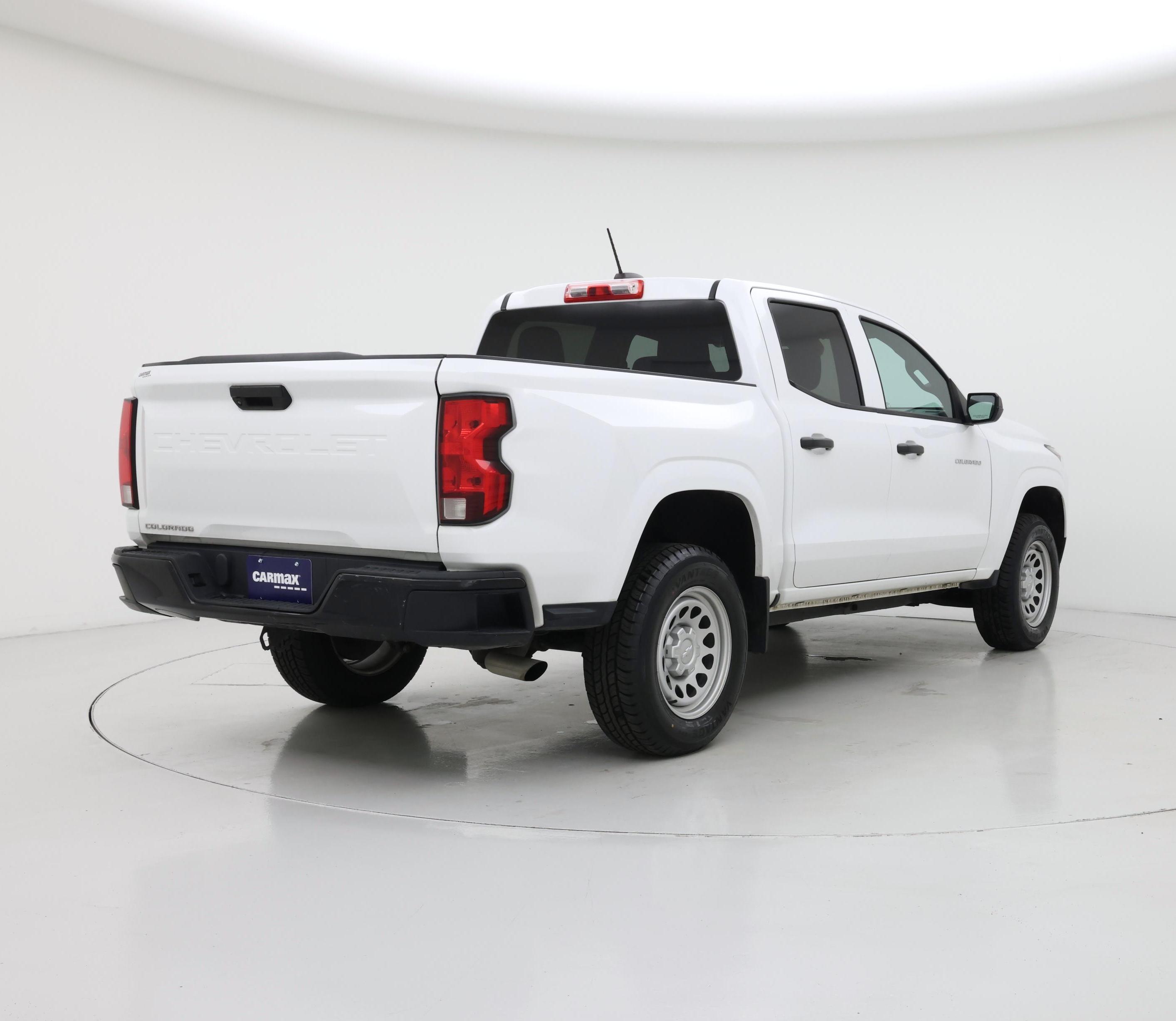 Thumbnail: 2023 Chevrolet Colorado - 8