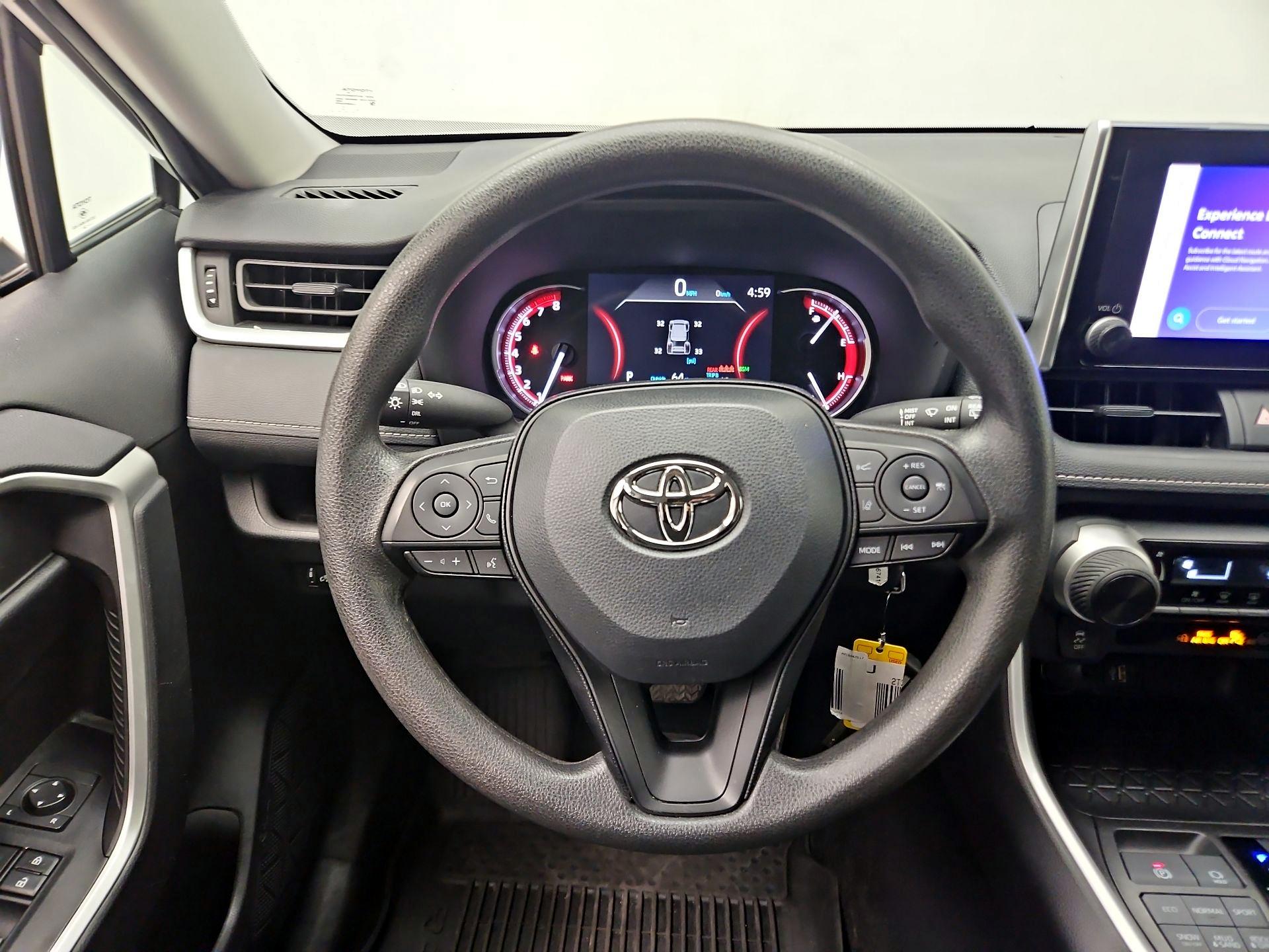 Thumbnail: 2024 Toyota RAV4 - 10