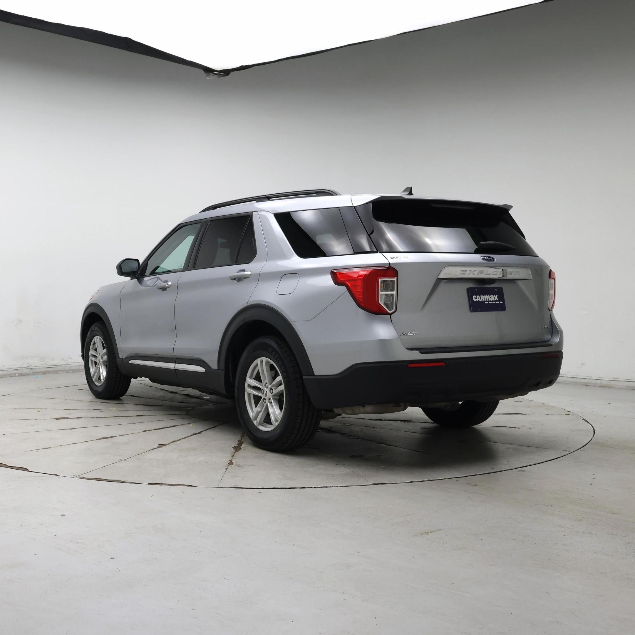 Thumbnail: 2022 Ford Explorer - 2