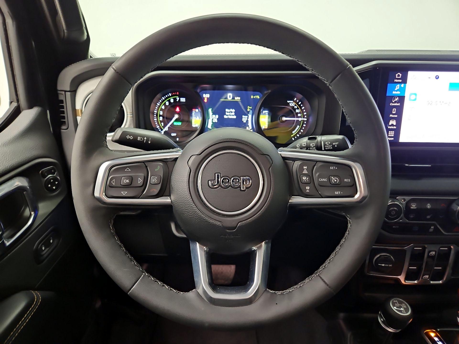 Thumbnail: 2025 Jeep Wrangler - 10