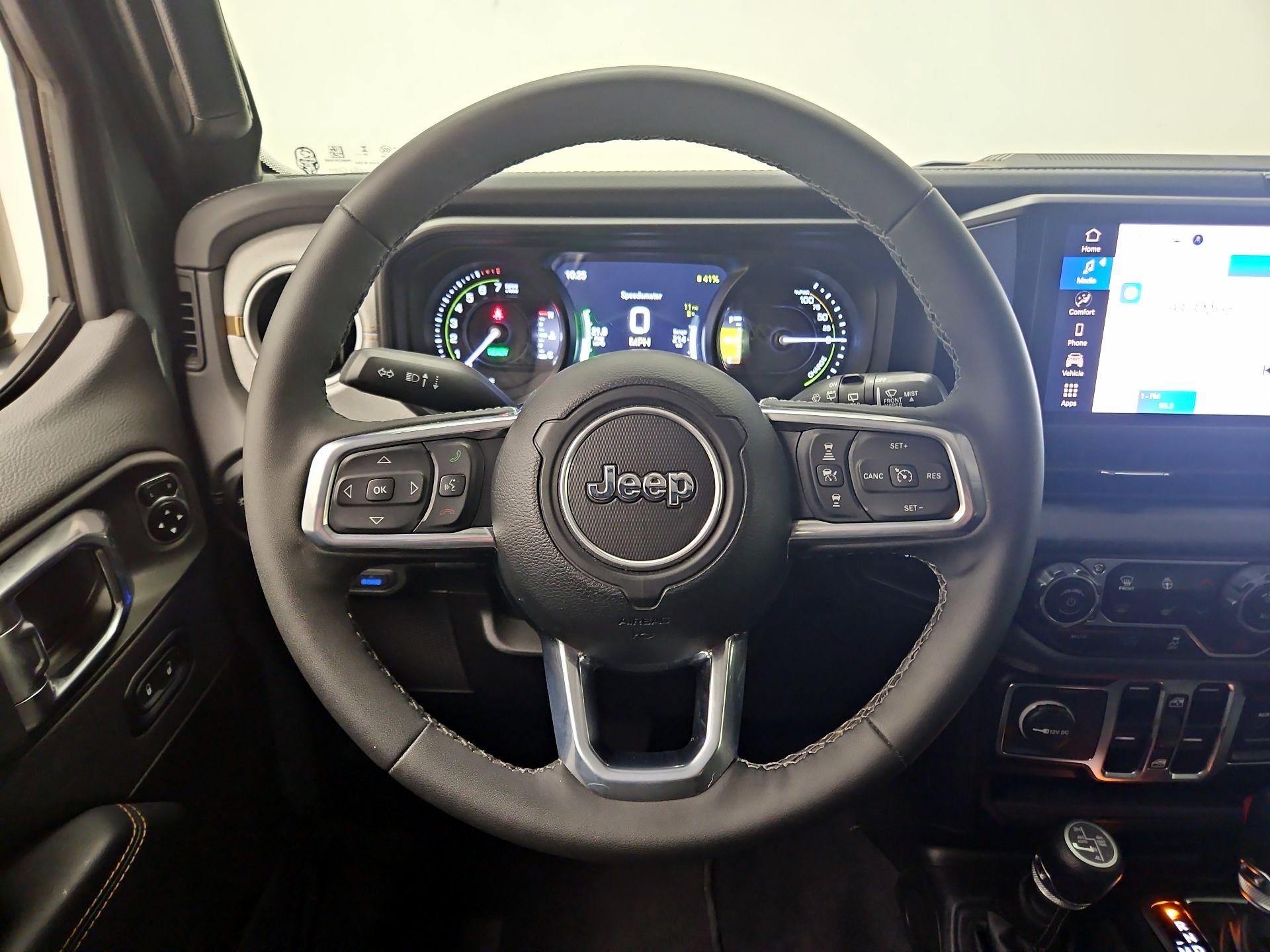 Thumbnail: 2025 Jeep Wrangler - 10