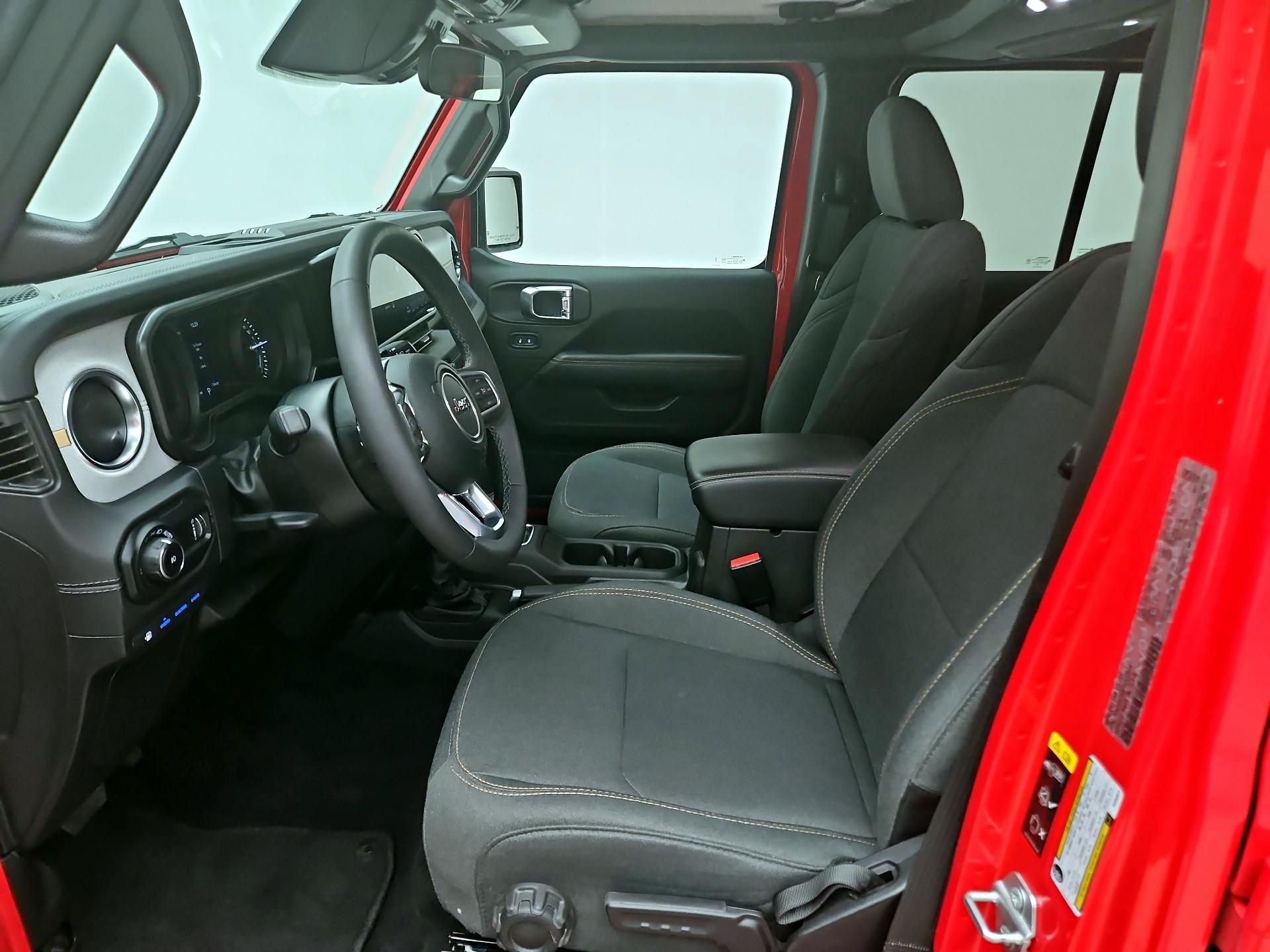 Thumbnail: 2025 Jeep Wrangler - 11