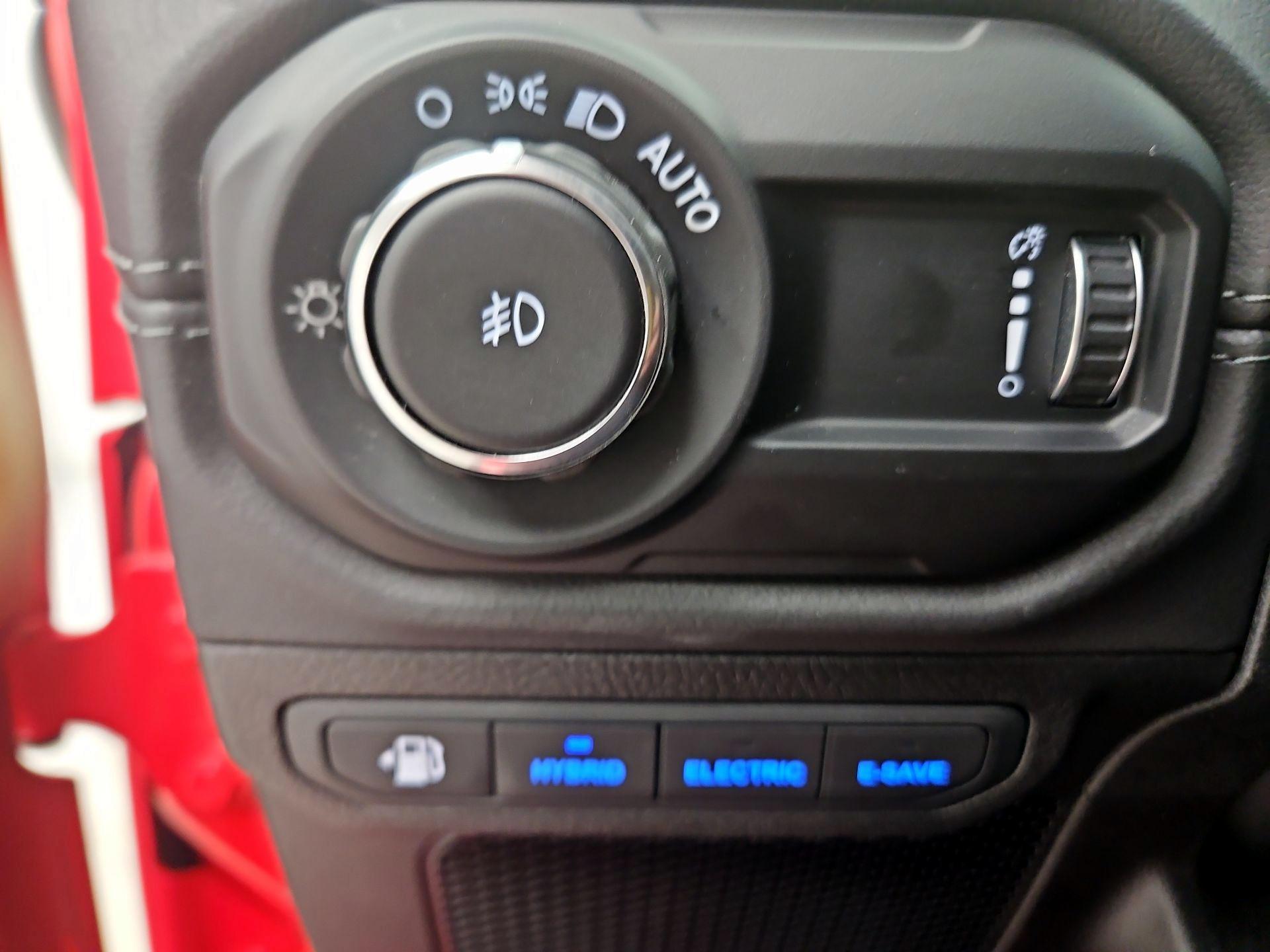 Thumbnail: 2025 Jeep Wrangler - 13