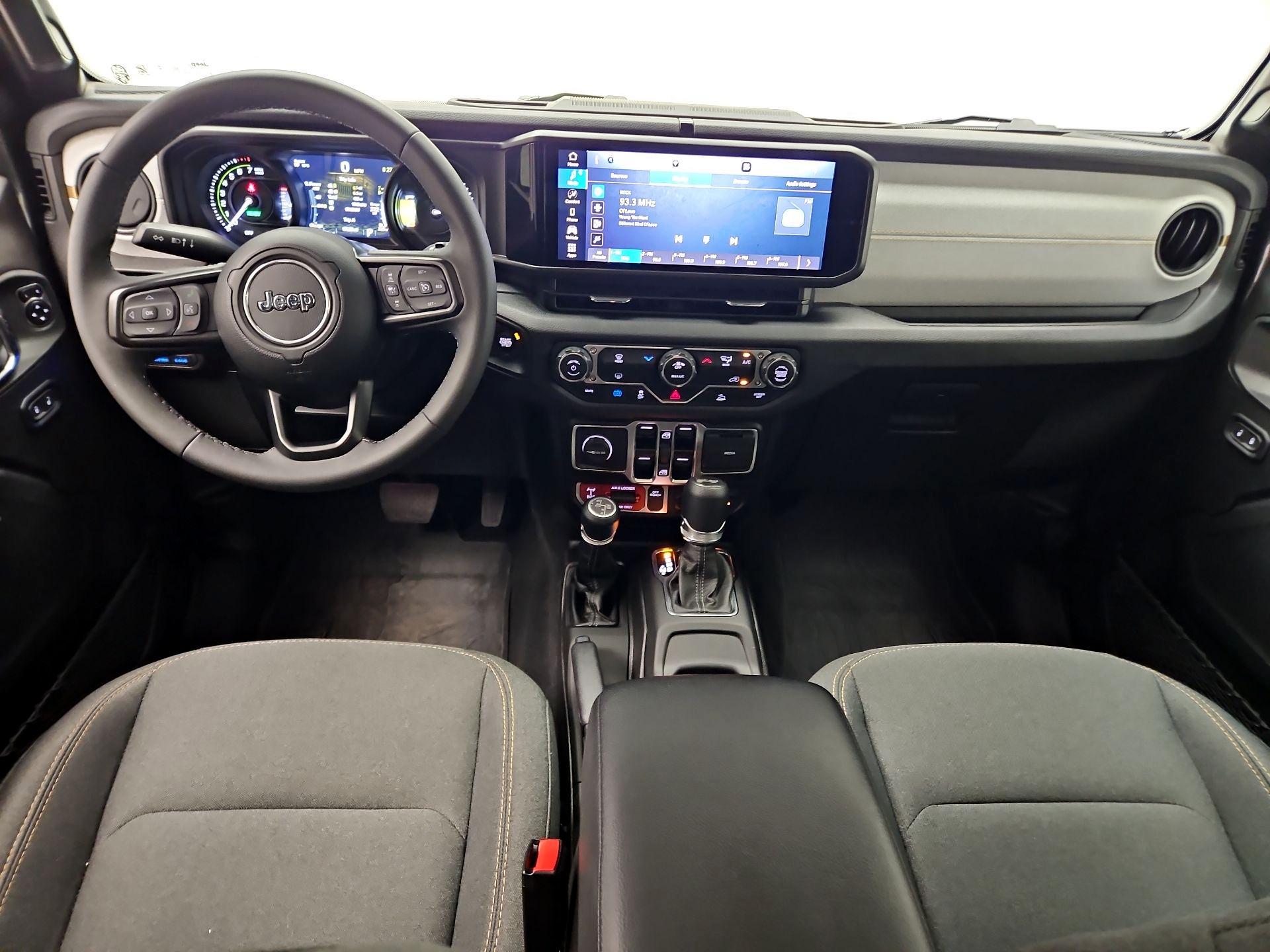 Thumbnail: 2025 Jeep Wrangler - 9