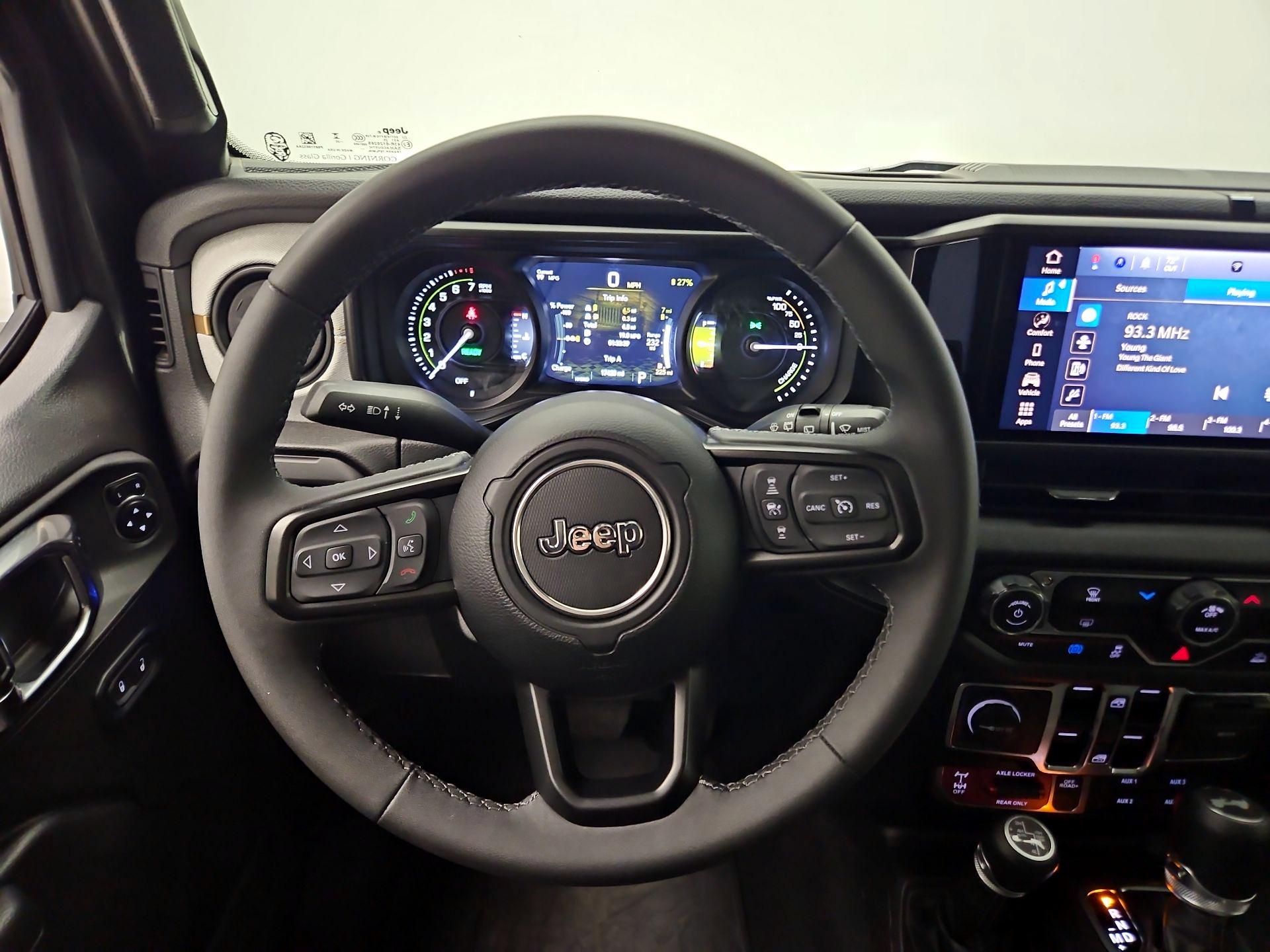 Thumbnail: 2025 Jeep Wrangler - 10