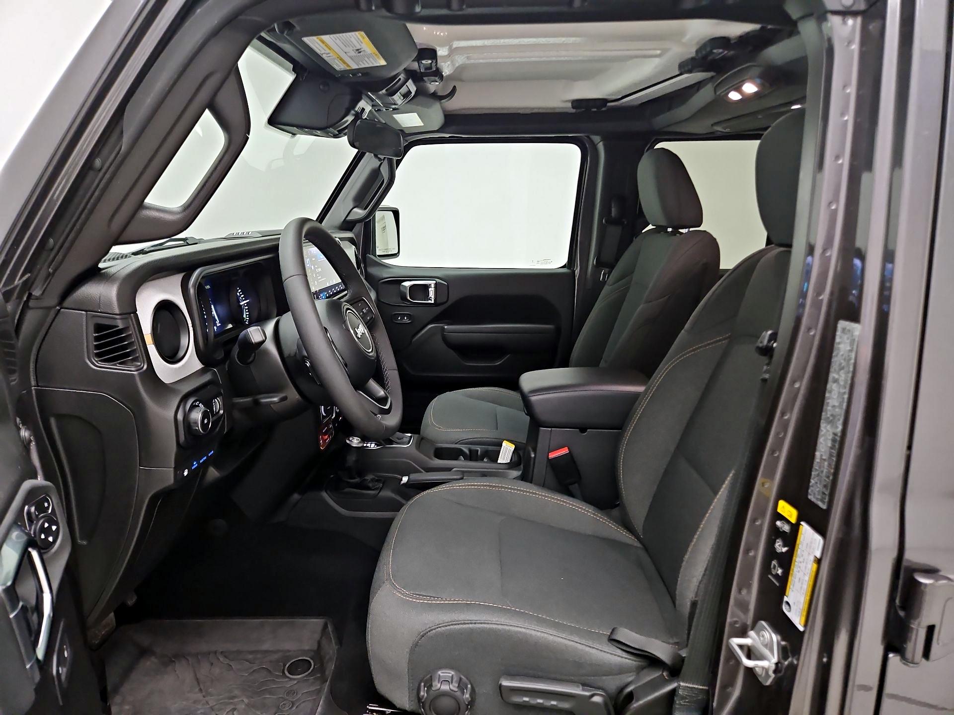 Thumbnail: 2025 Jeep Wrangler - 11