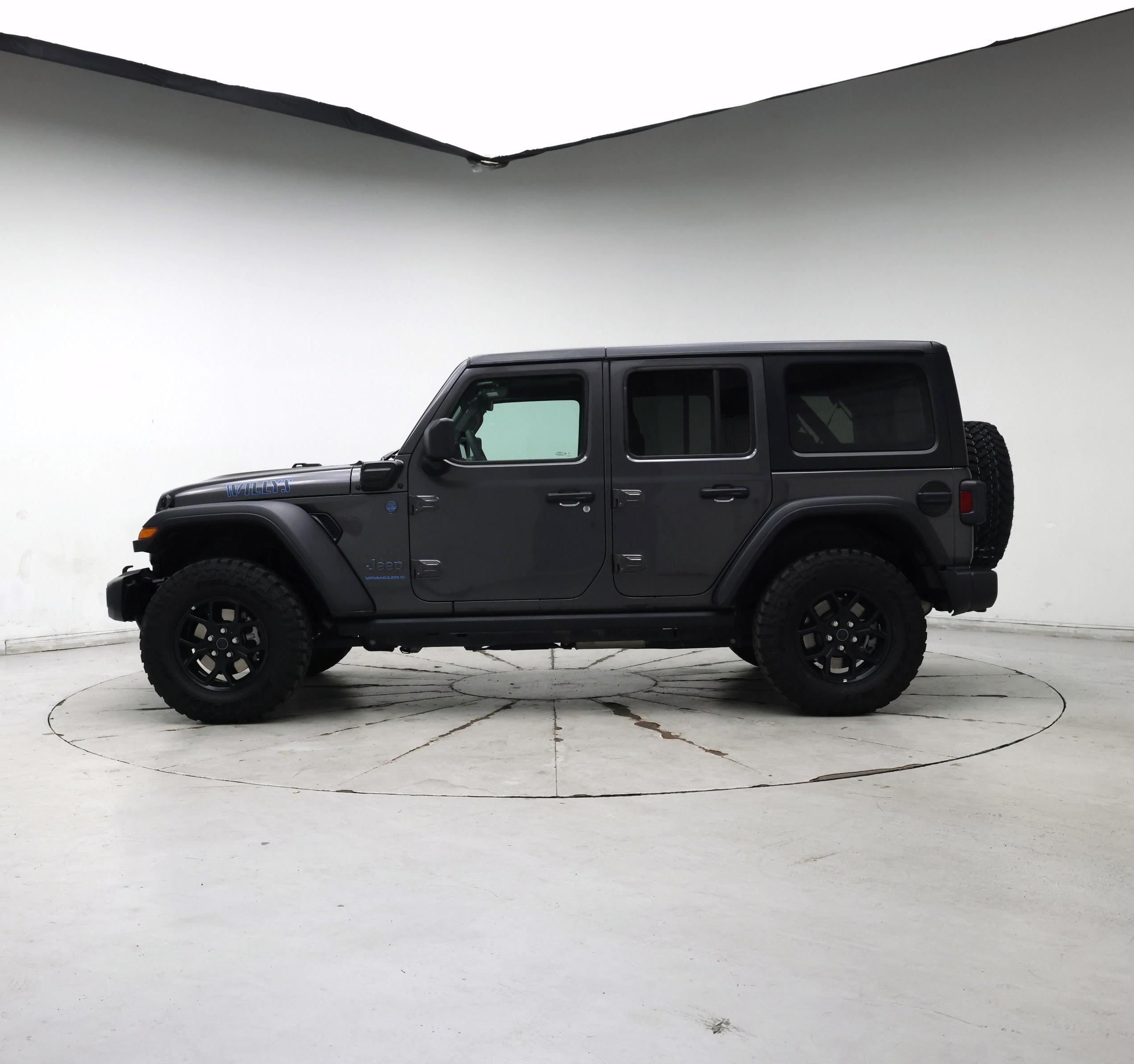 Thumbnail: 2025 Jeep Wrangler - 3