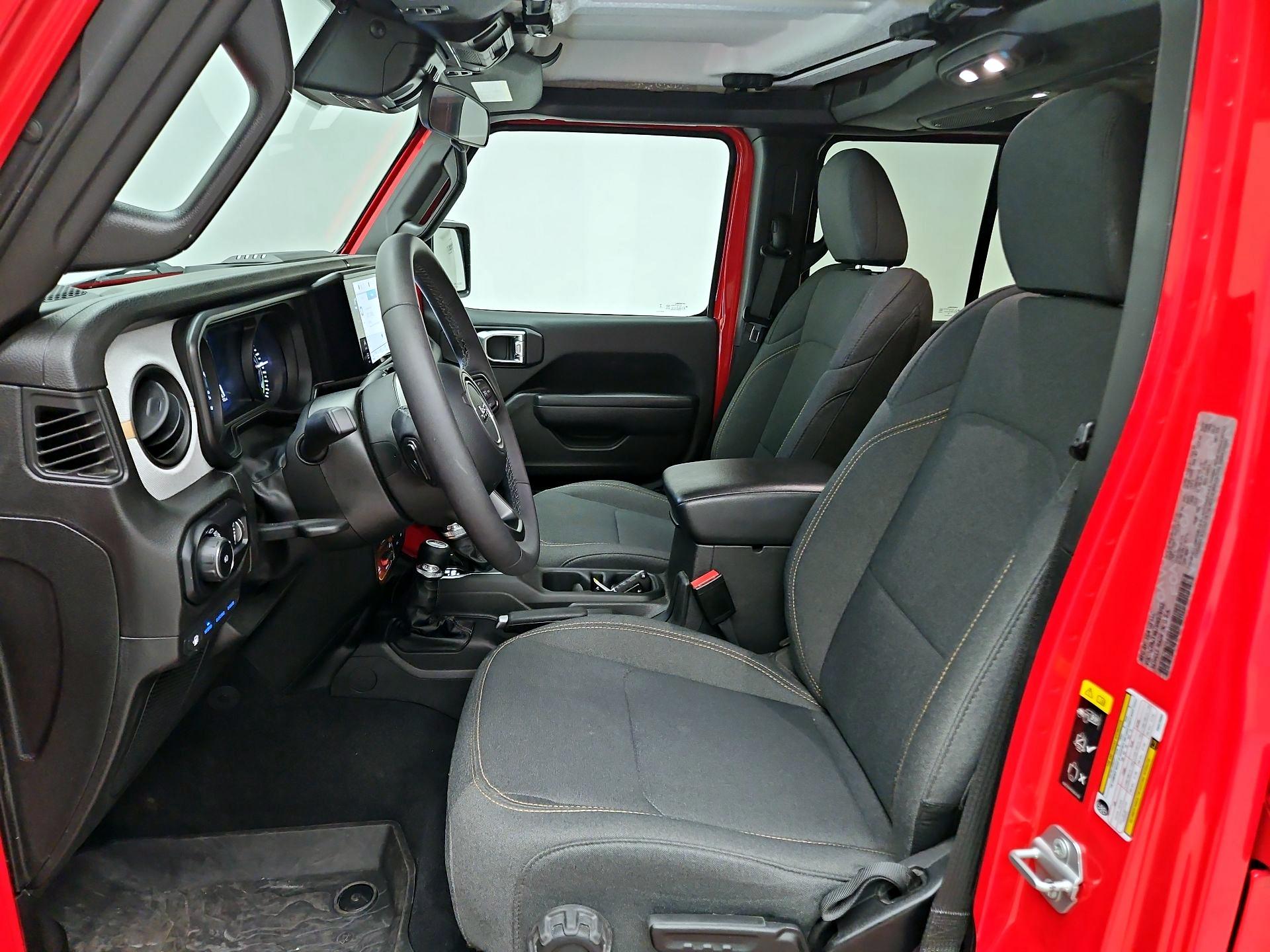 Thumbnail: 2025 Jeep Wrangler - 11