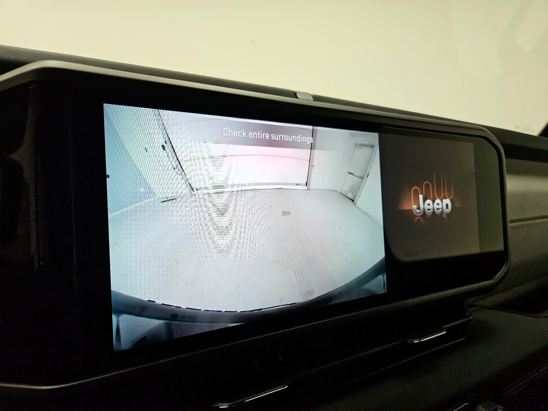 Thumbnail: 2025 Jeep Wrangler - 14