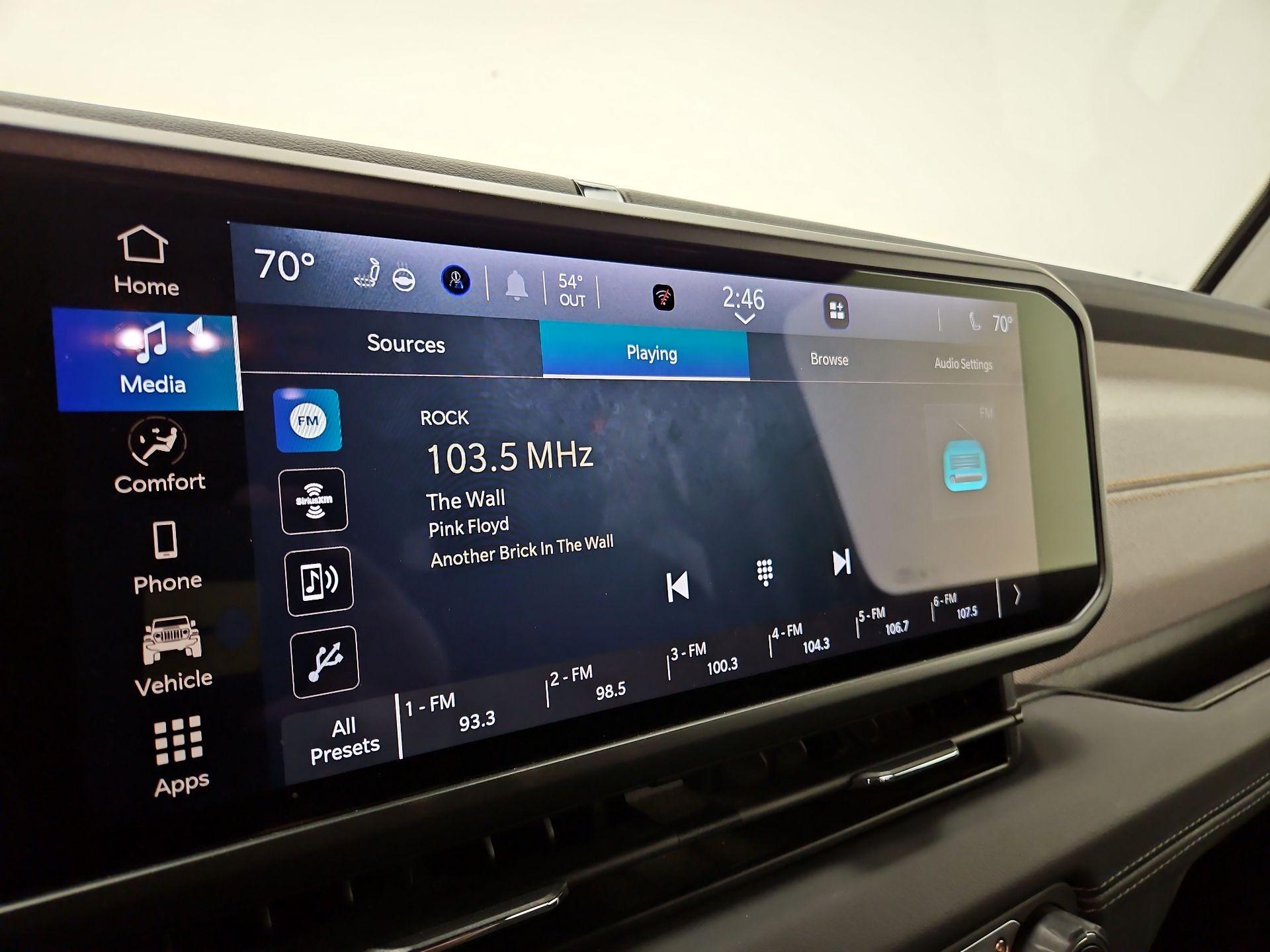 Thumbnail: 2025 Jeep Wrangler - 15