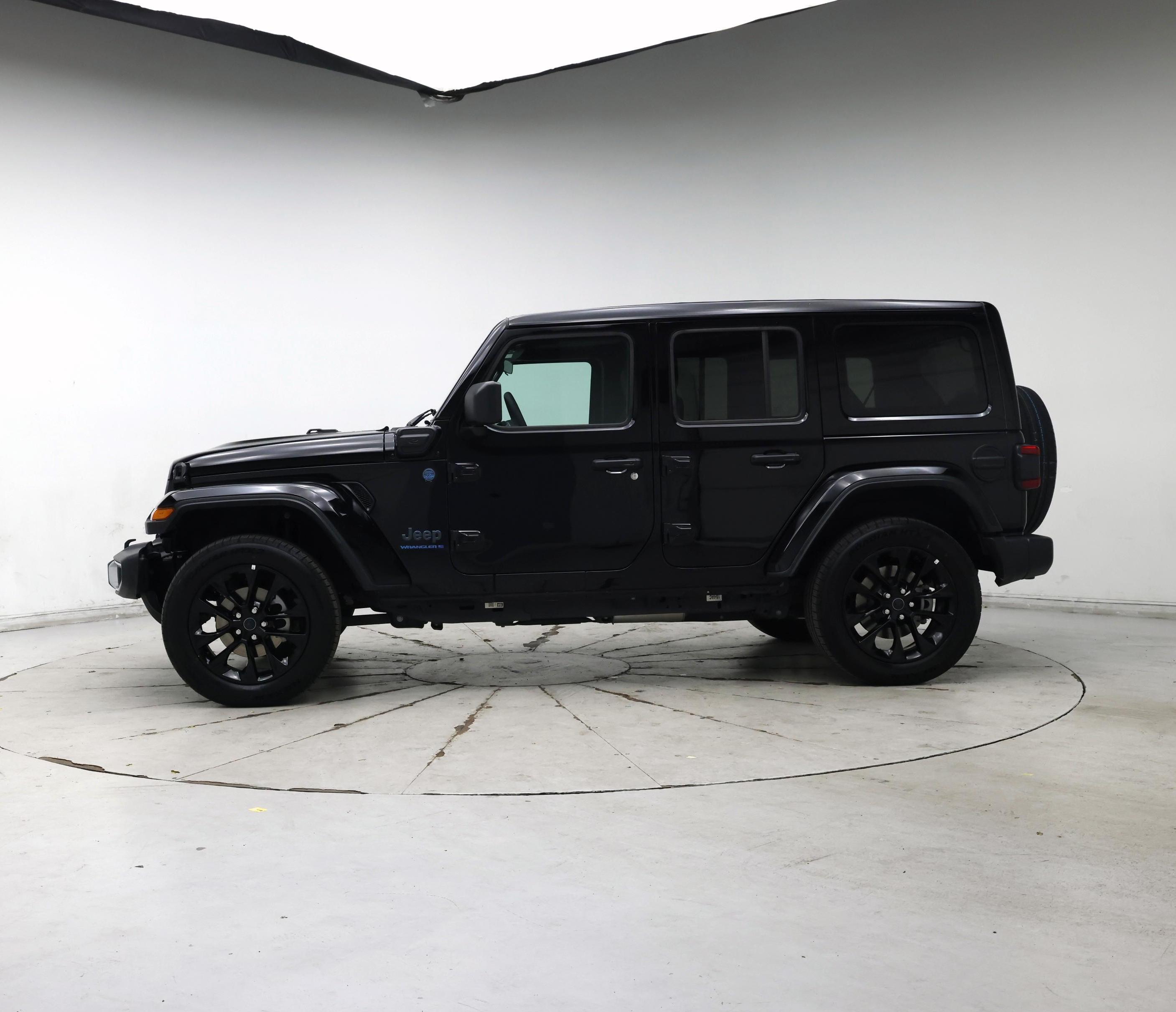 Thumbnail: 2025 Jeep Wrangler - 3