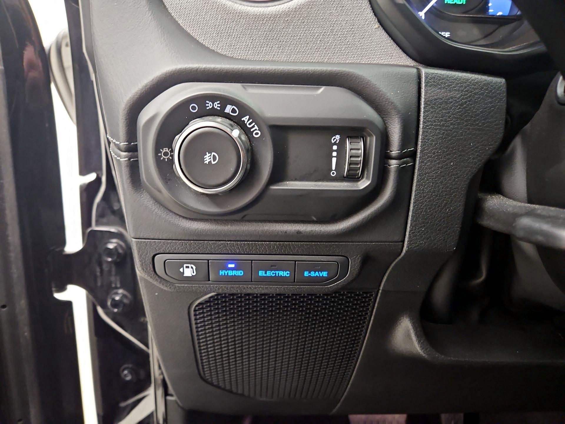 Thumbnail: 2025 Jeep Wrangler - 13