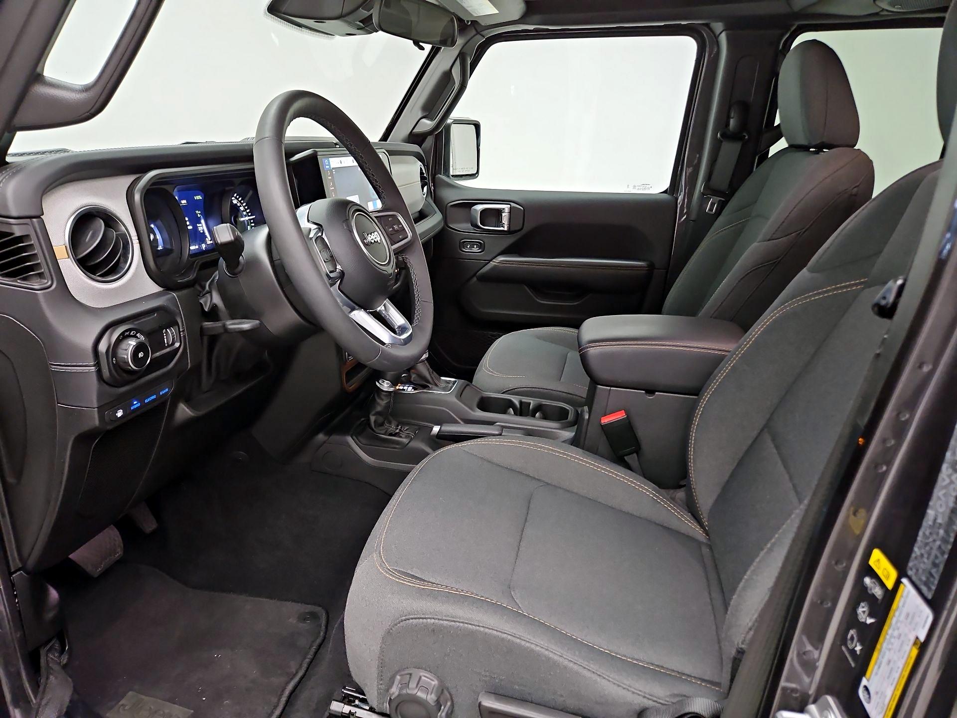 Thumbnail: 2025 Jeep Wrangler - 11