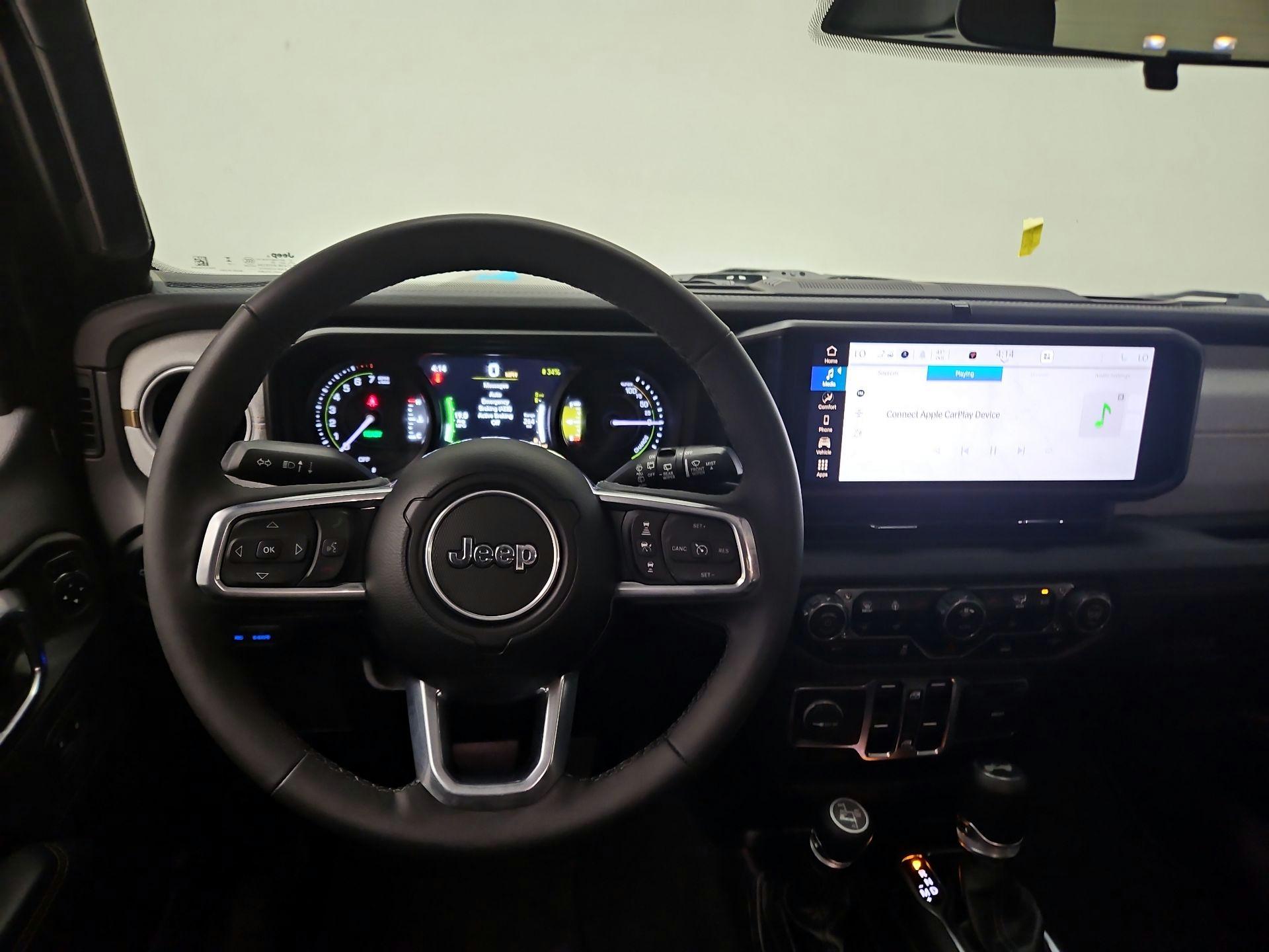 Thumbnail: 2025 Jeep Wrangler - 10