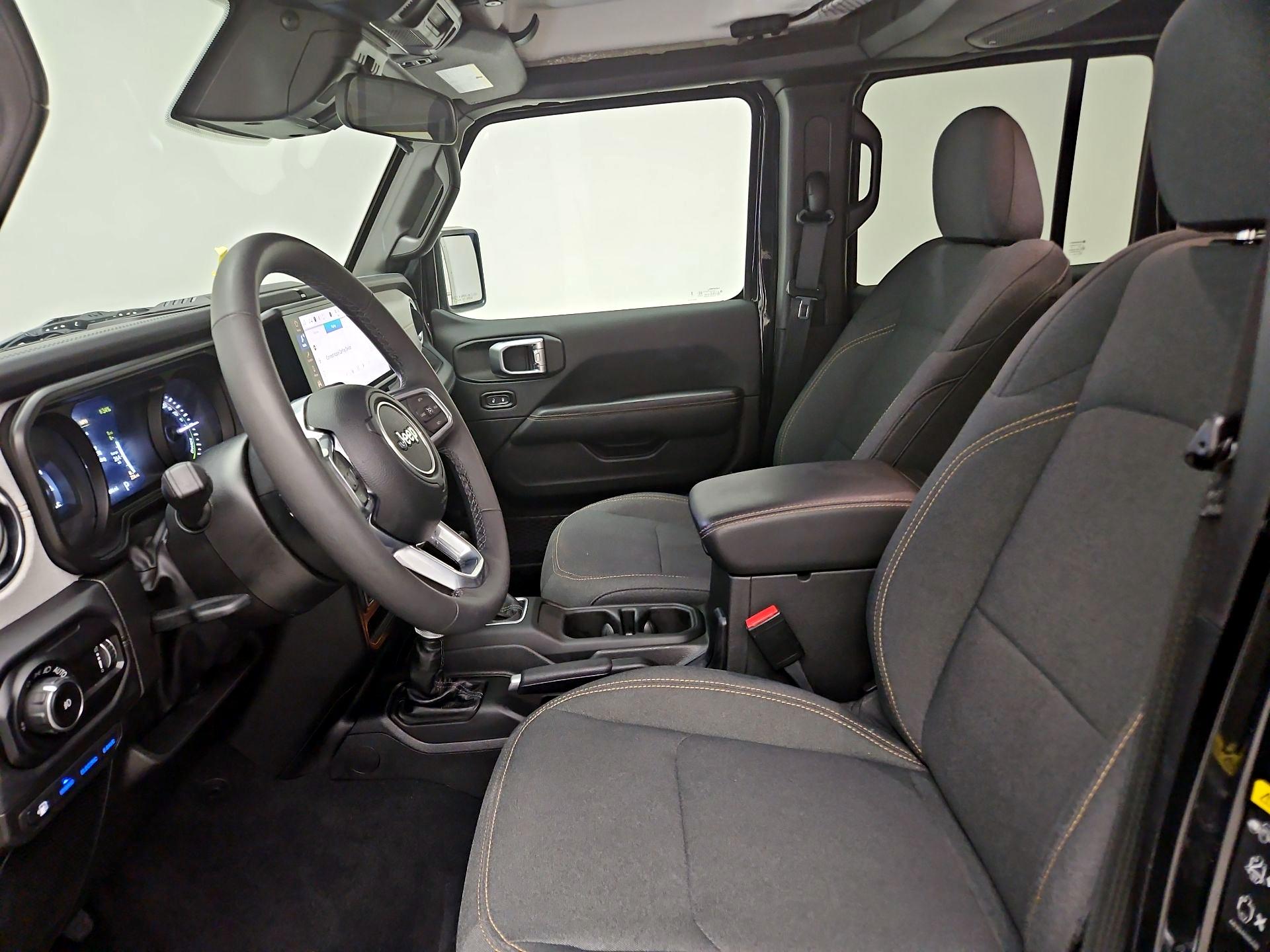 Thumbnail: 2025 Jeep Wrangler - 11