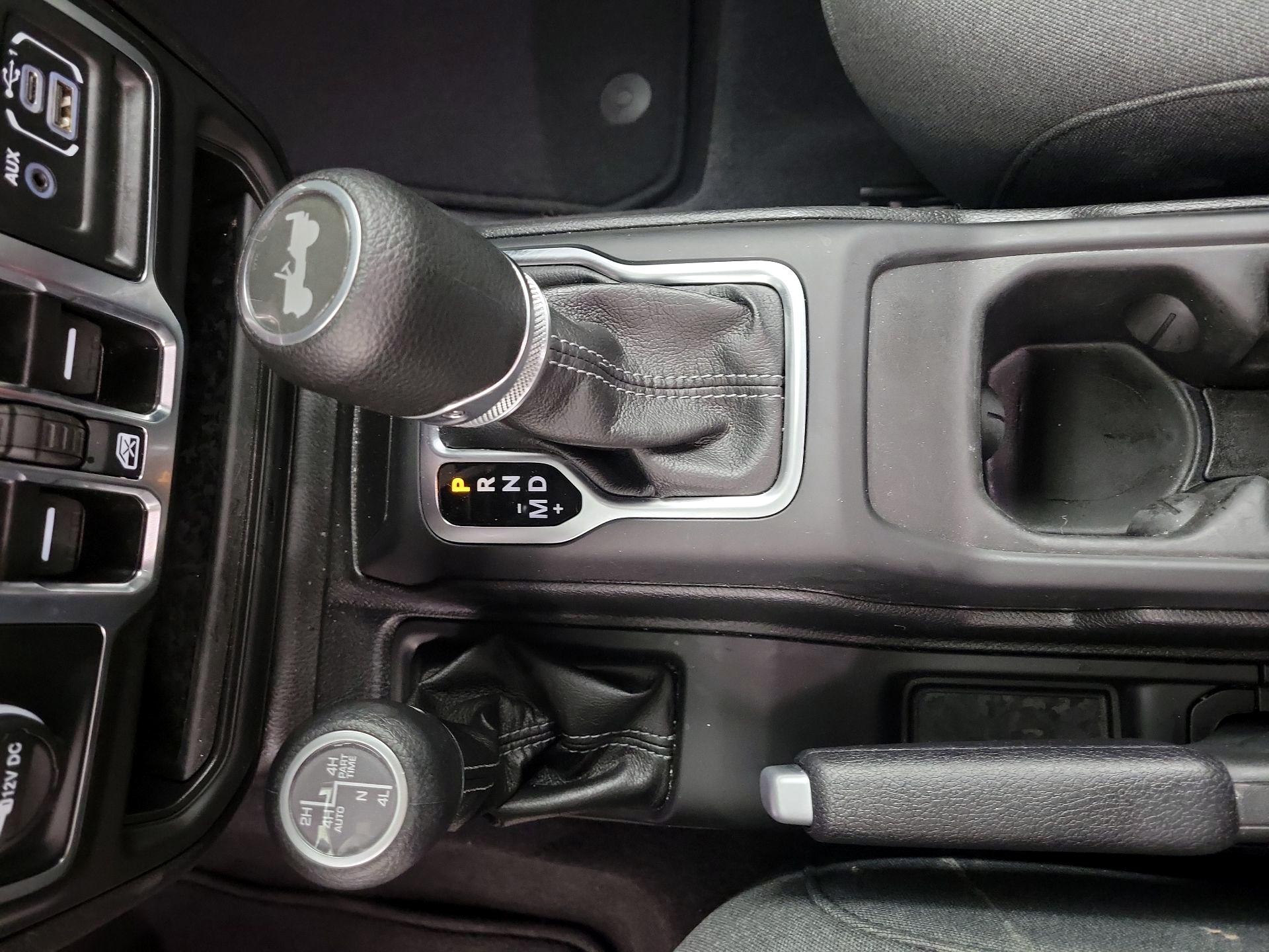 Thumbnail: 2025 Jeep Wrangler - 17