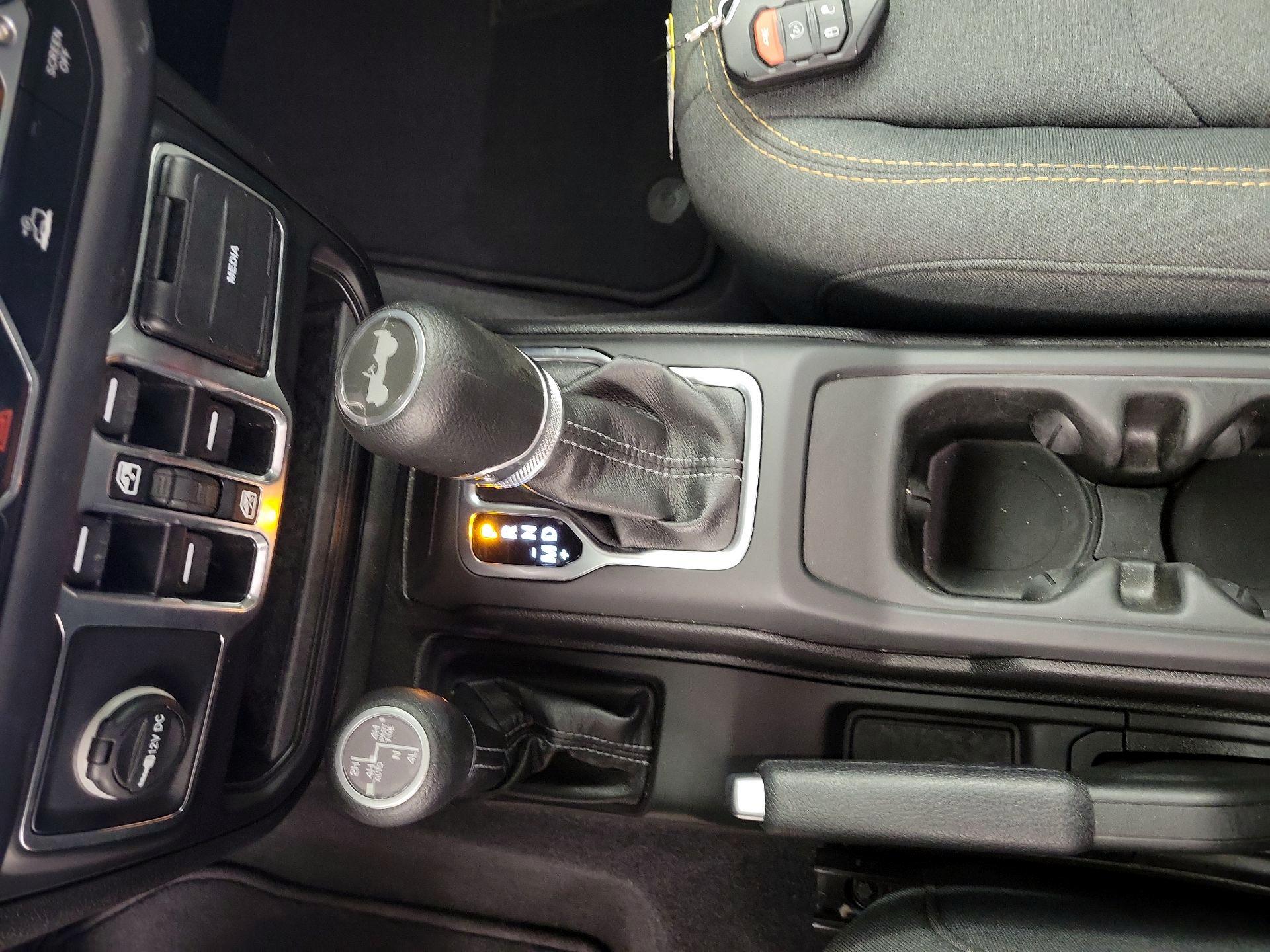Thumbnail: 2025 Jeep Wrangler - 17