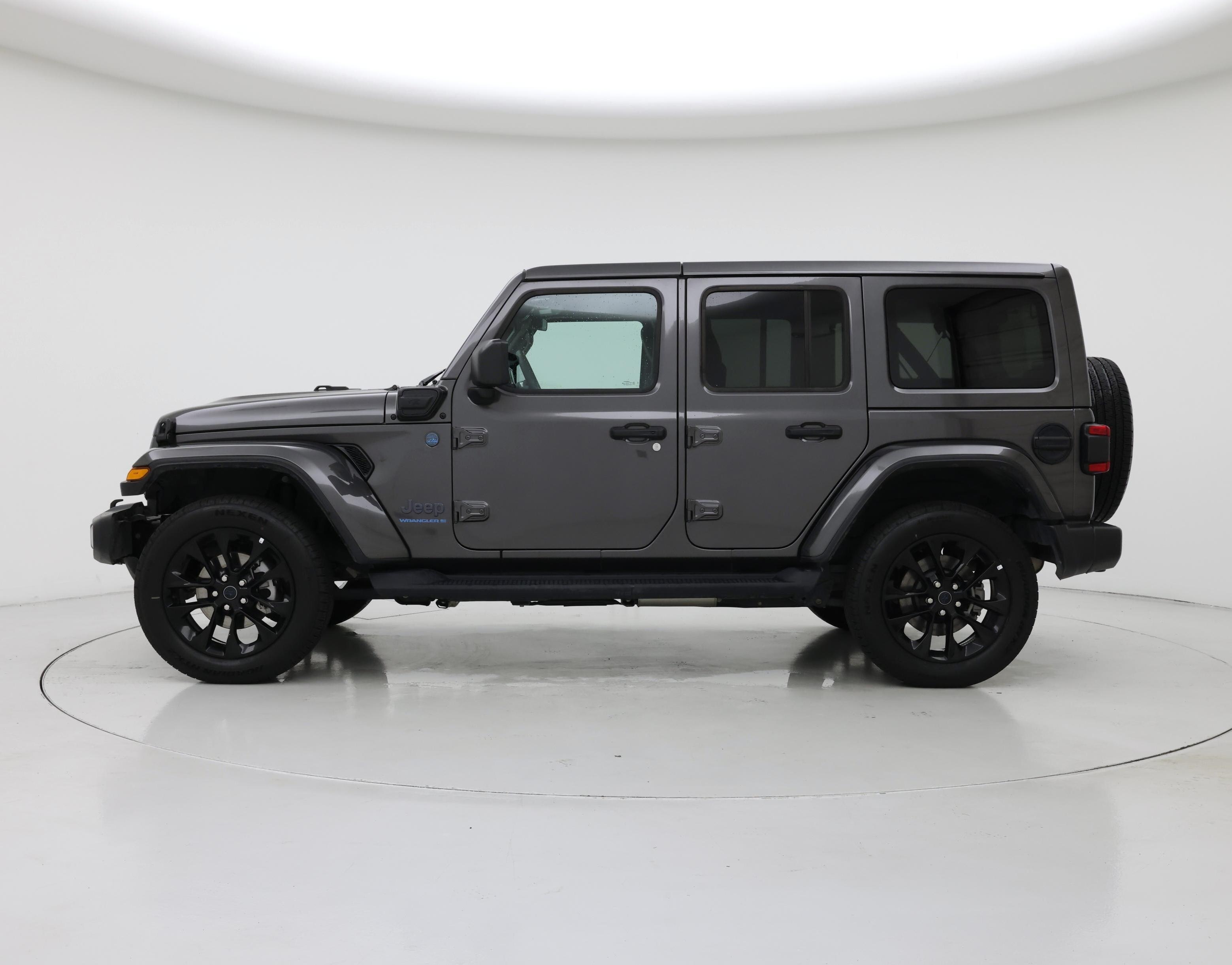 Thumbnail: 2025 Jeep Wrangler - 3