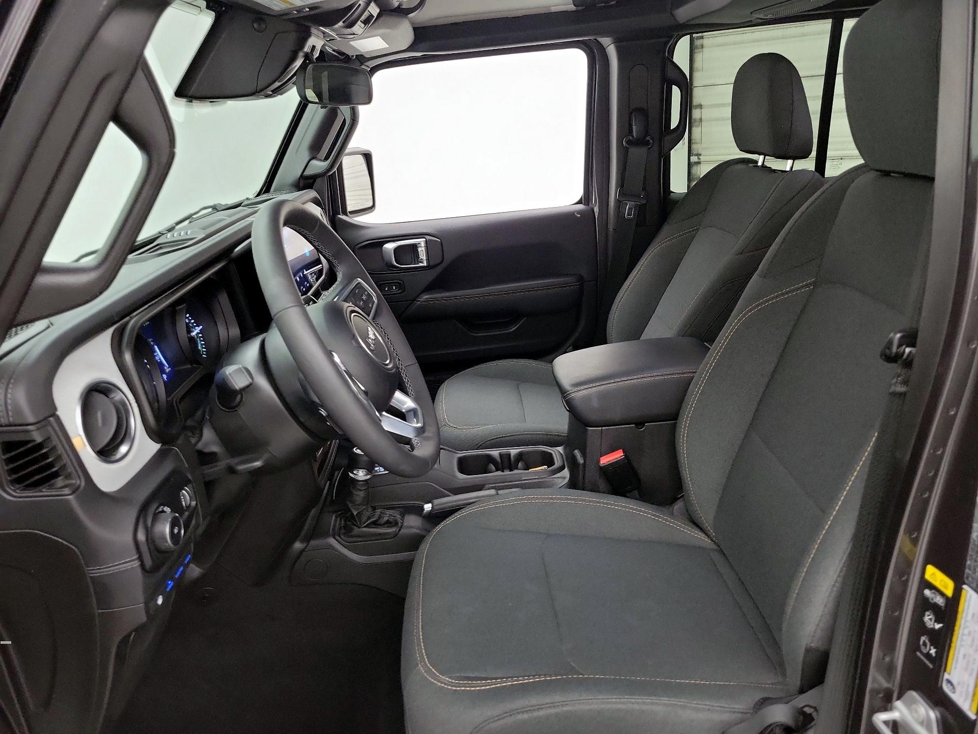 Thumbnail: 2025 Jeep Wrangler - 11