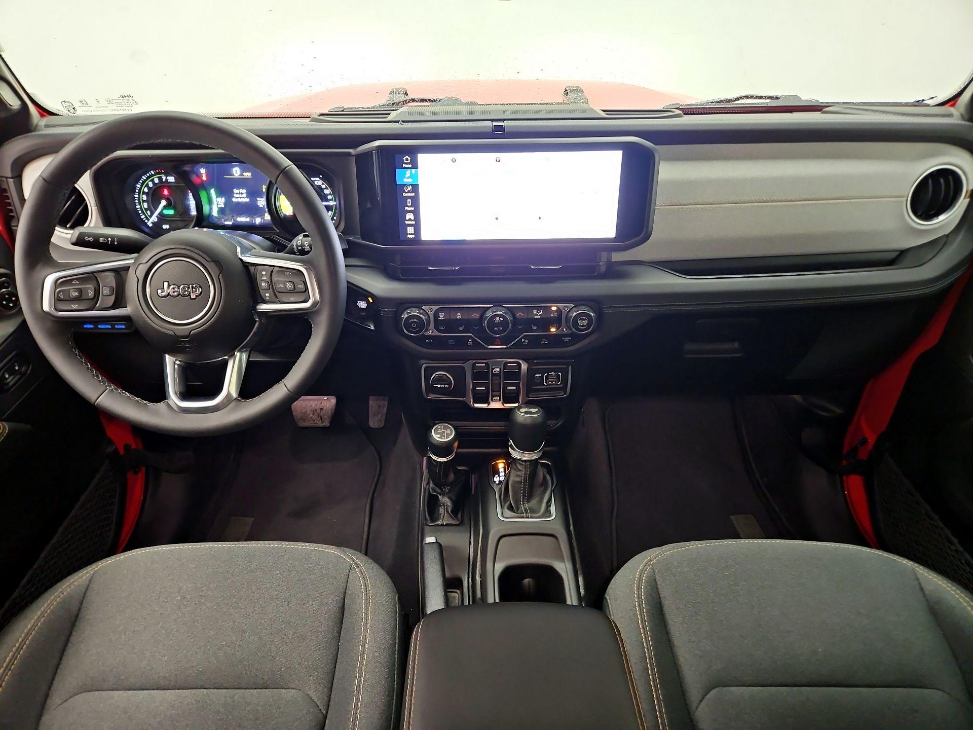 Thumbnail: 2025 Jeep Wrangler - 9