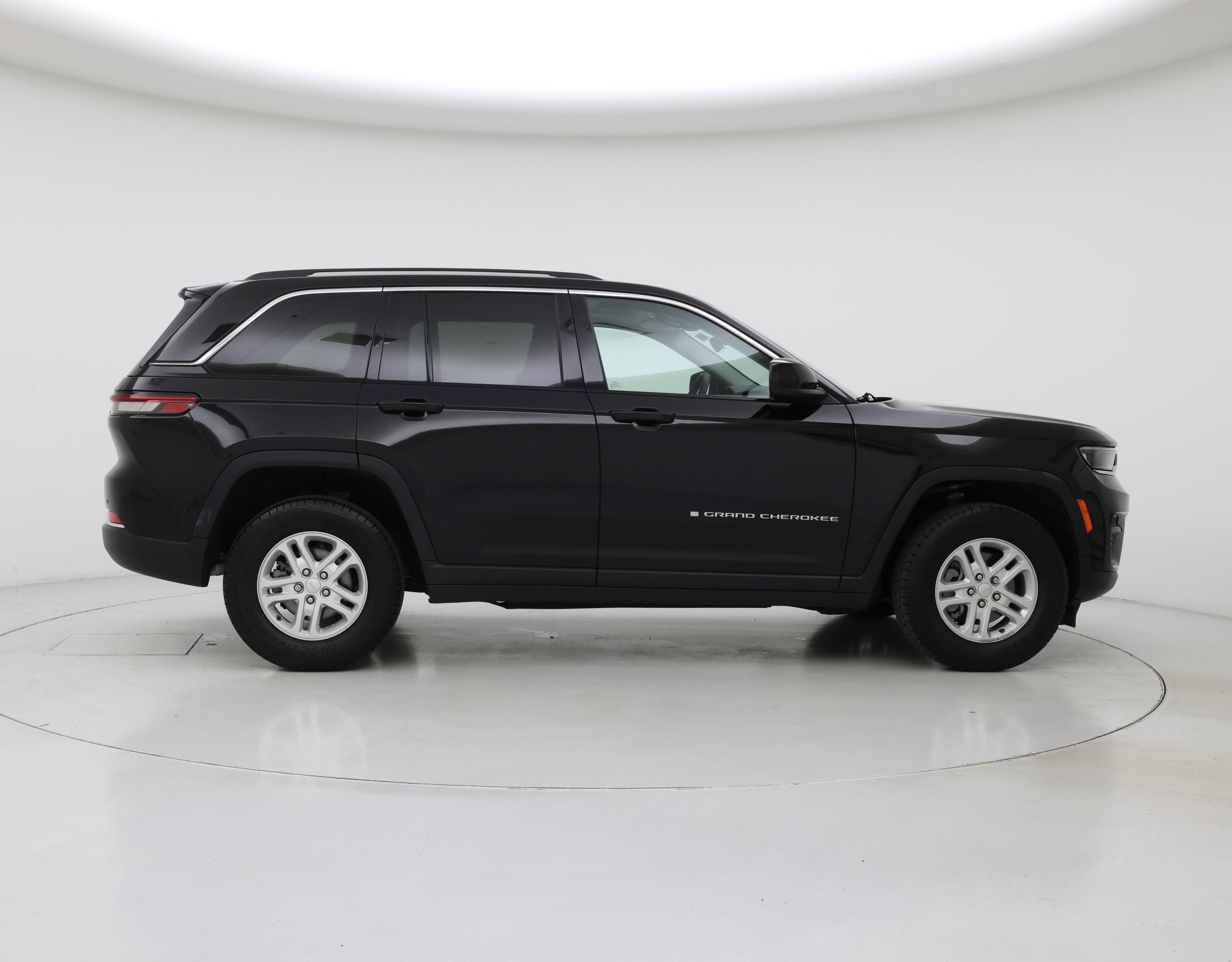Thumbnail: 2023 Jeep Grand Cherokee - 7