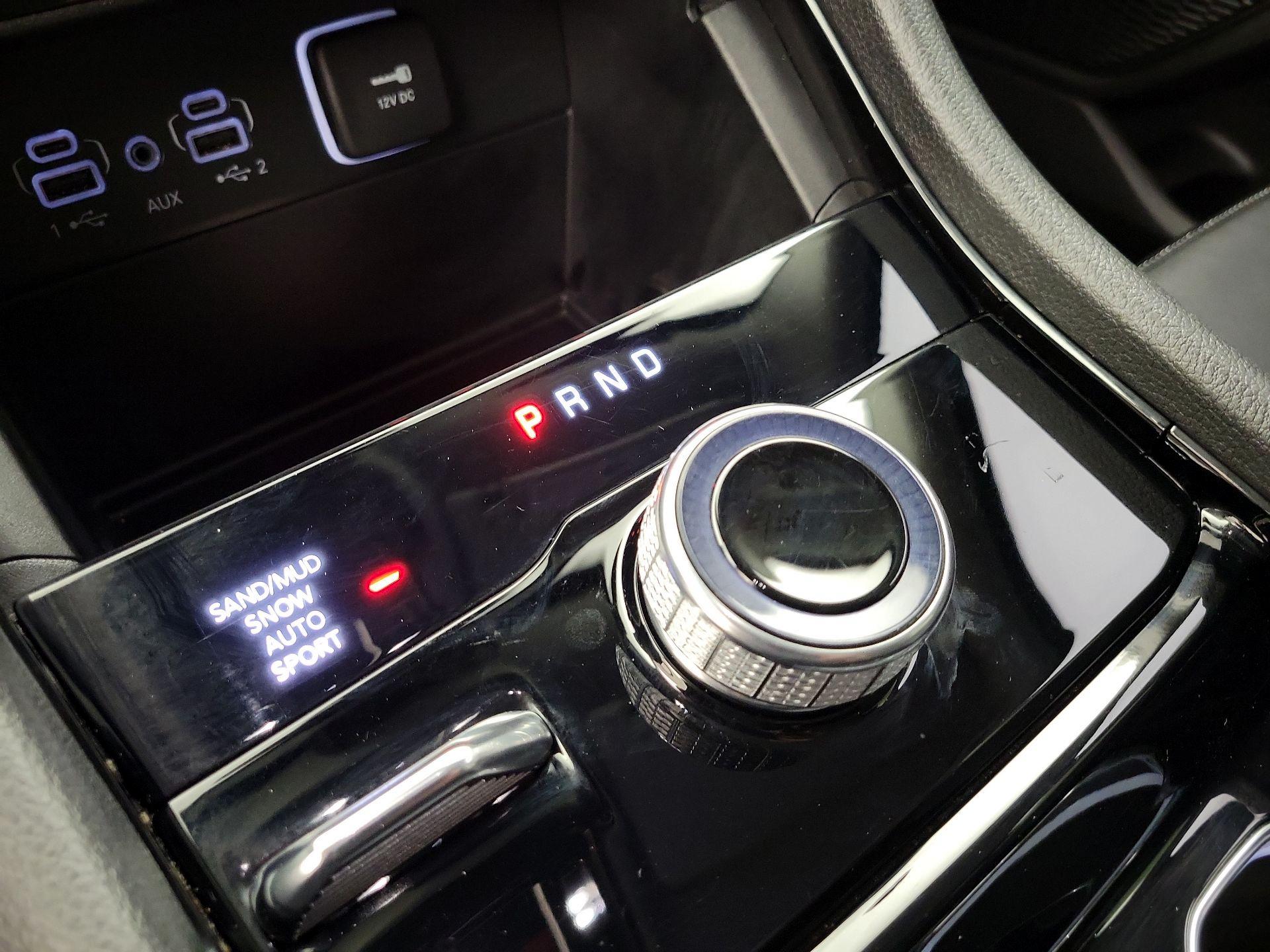 Thumbnail: 2023 Jeep Grand Cherokee - 17