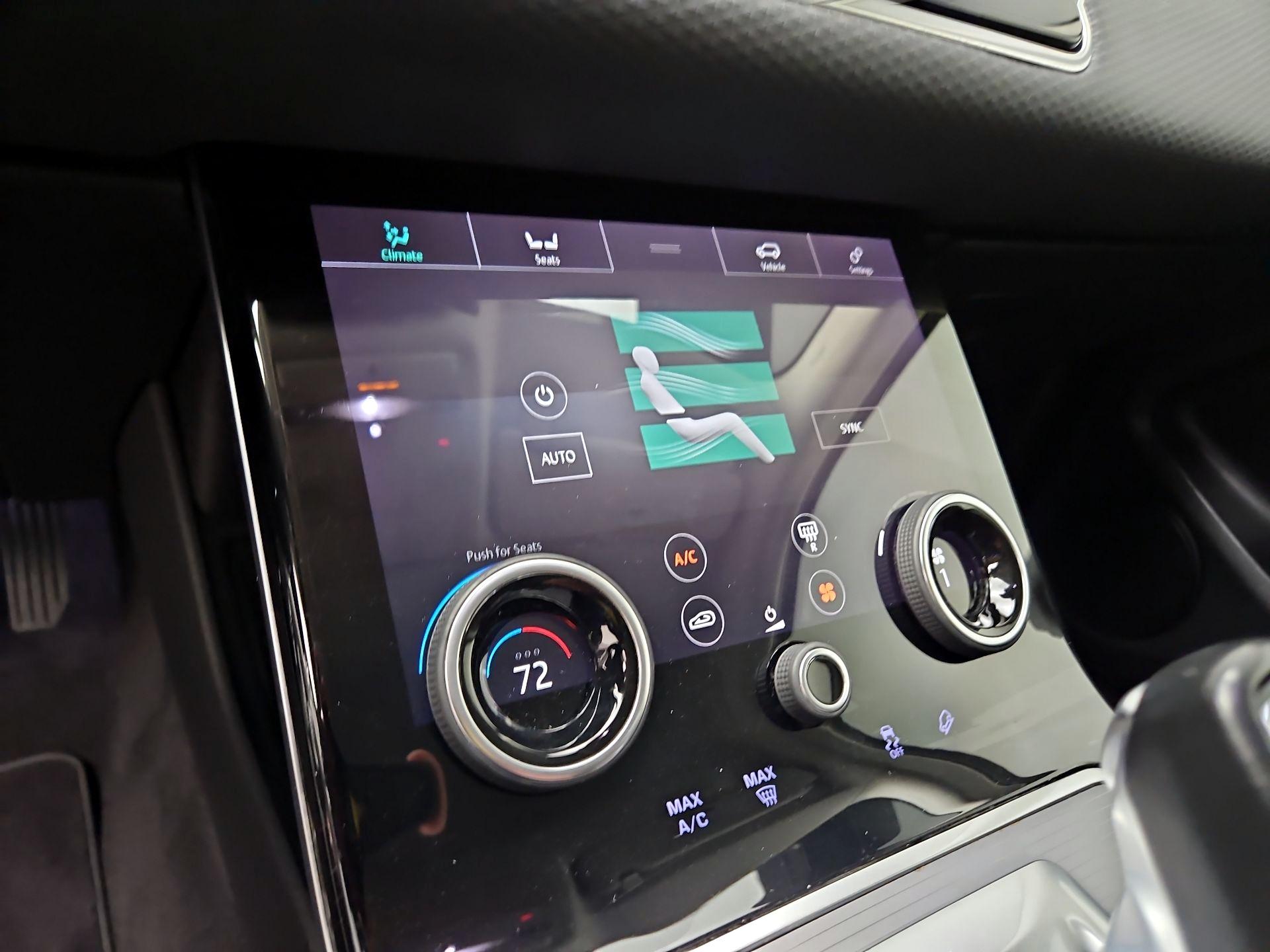 Thumbnail: 2020 Land Rover Range Rover Evoque - 16