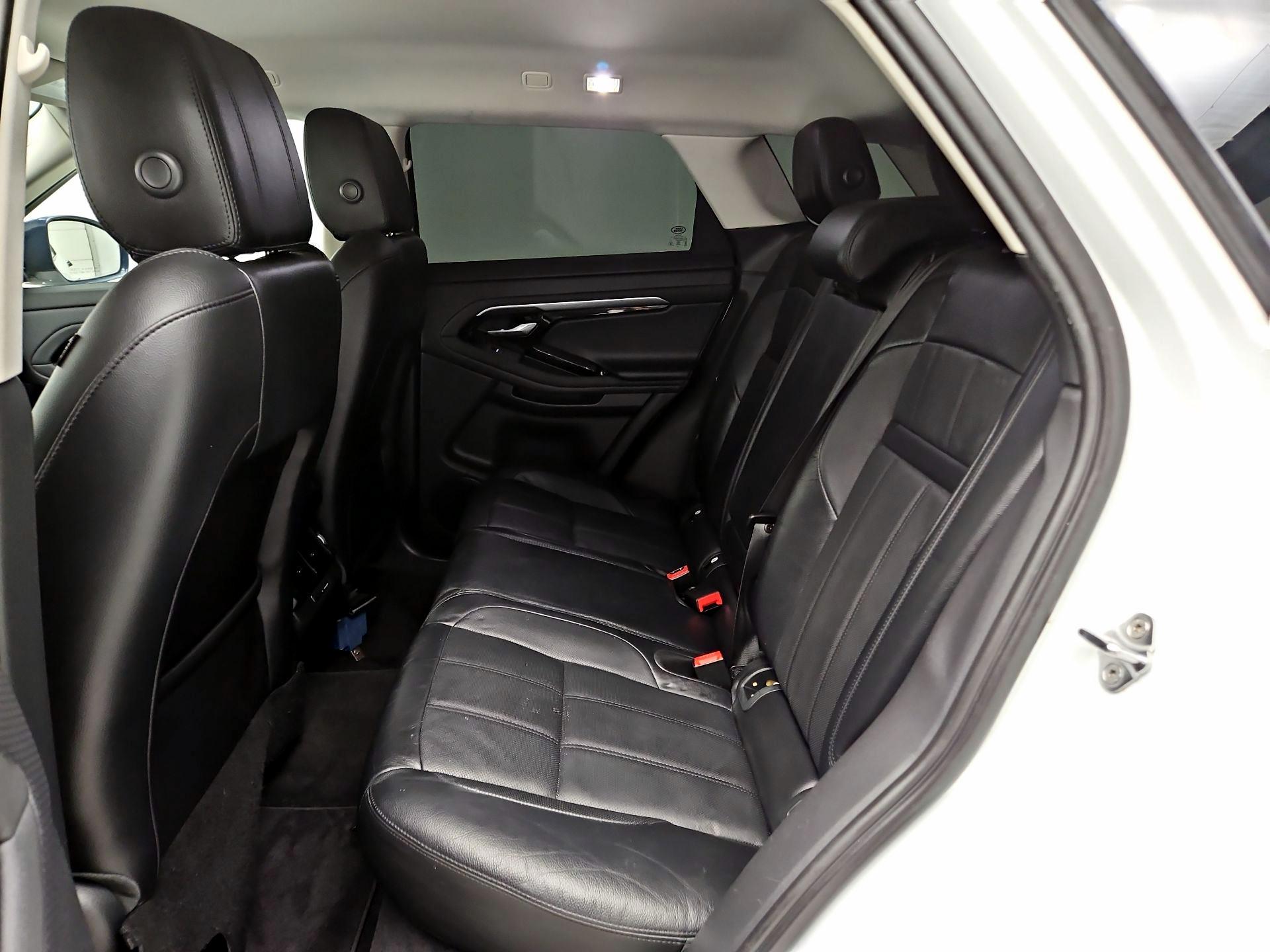 Thumbnail: 2020 Land Rover Range Rover Evoque - 18