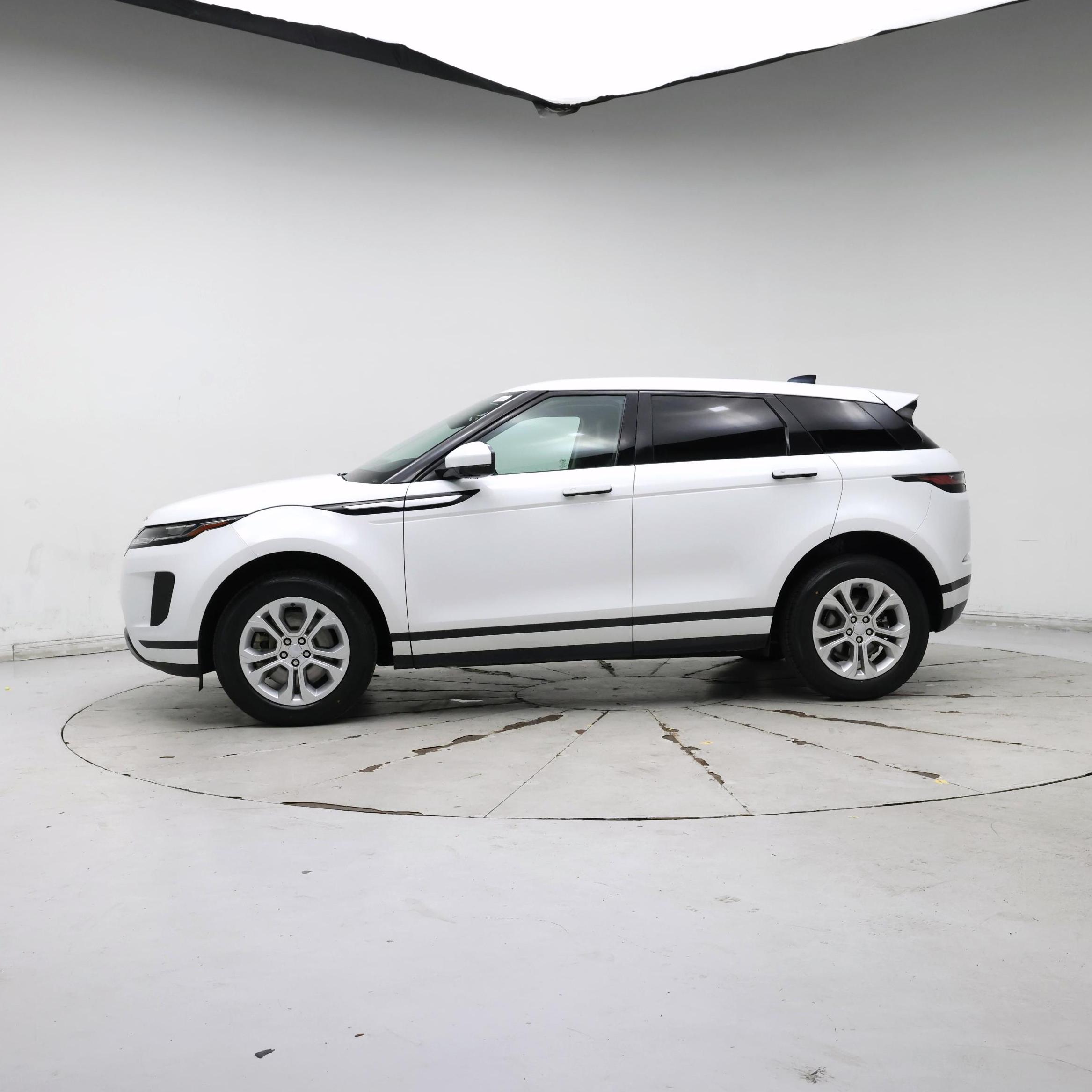 Thumbnail: 2020 Land Rover Range Rover Evoque - 3
