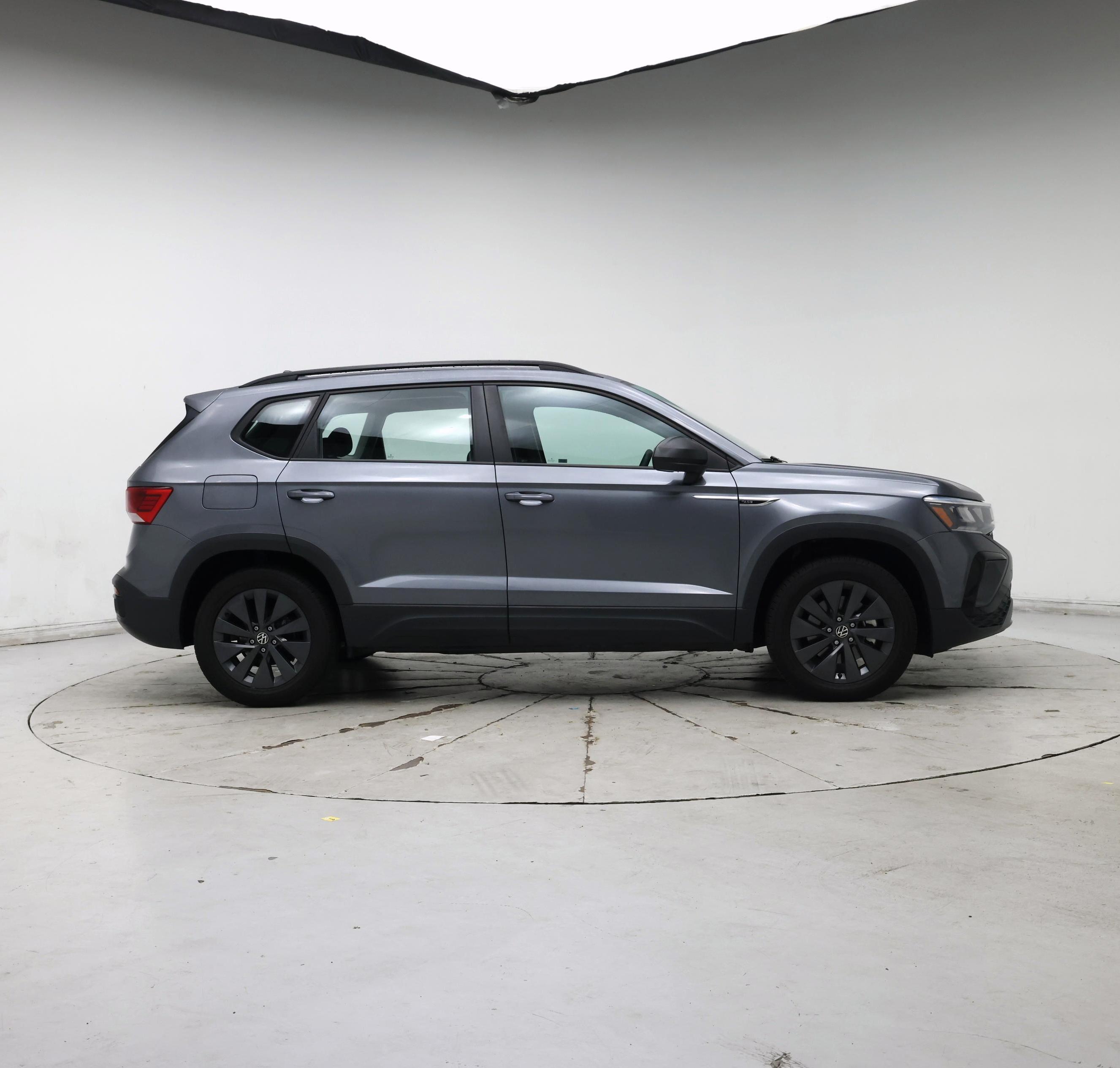 Thumbnail: 2022 Volkswagen Taos - 7