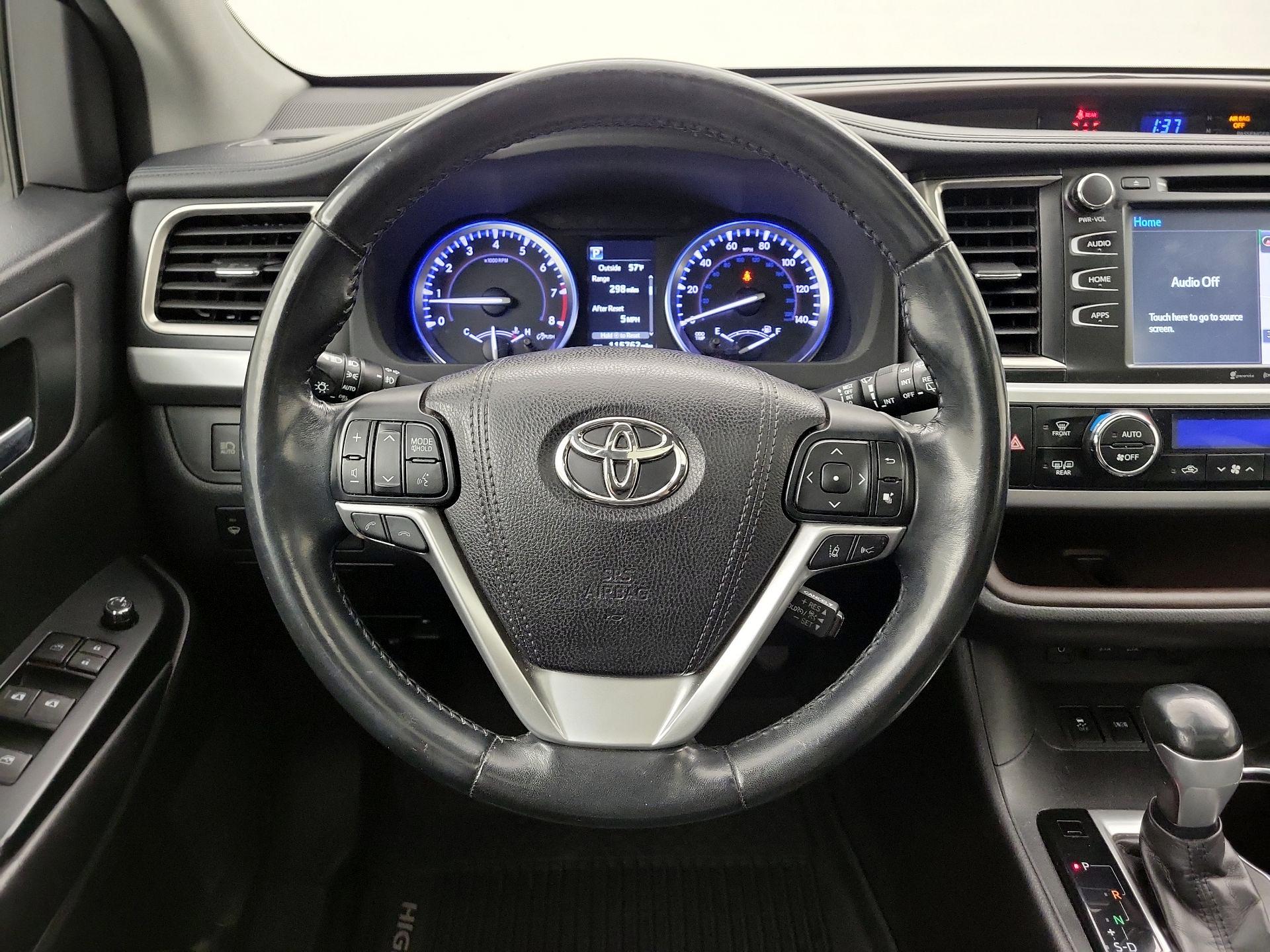 Thumbnail: 2018 Toyota Highlander - 10