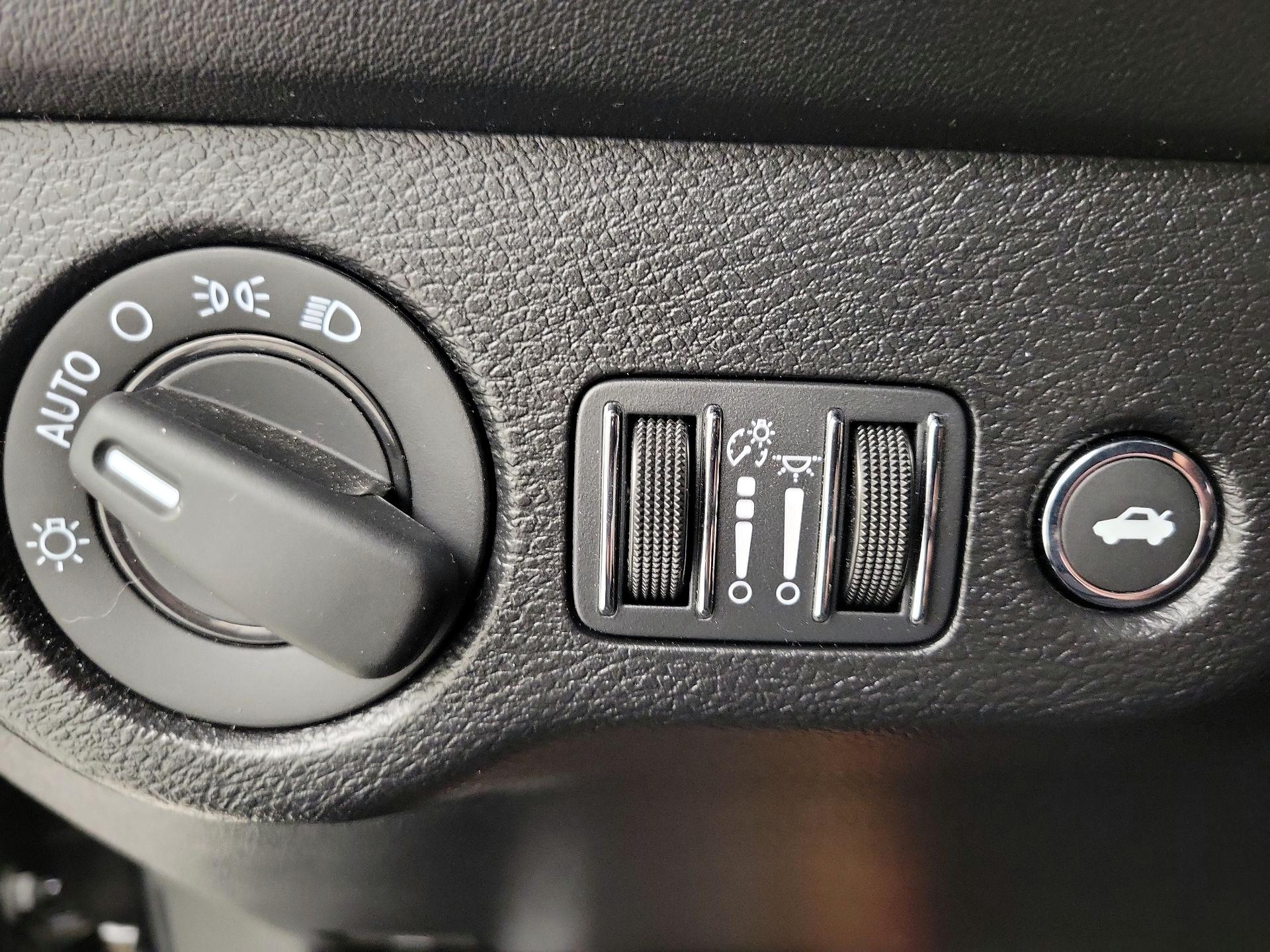 Thumbnail: 2021 Dodge Challenger - 13