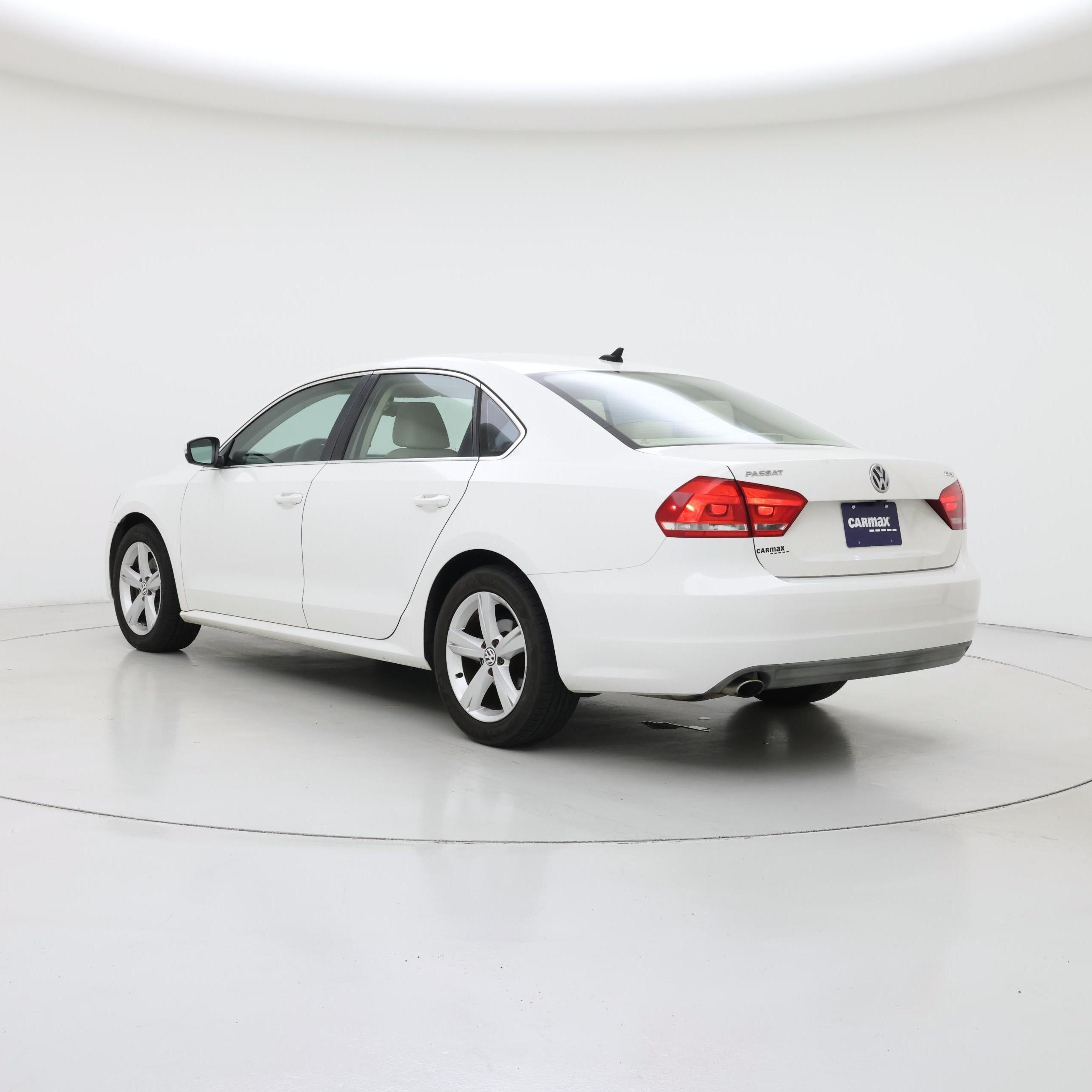 Thumbnail: 2015 Volkswagen Passat - 2