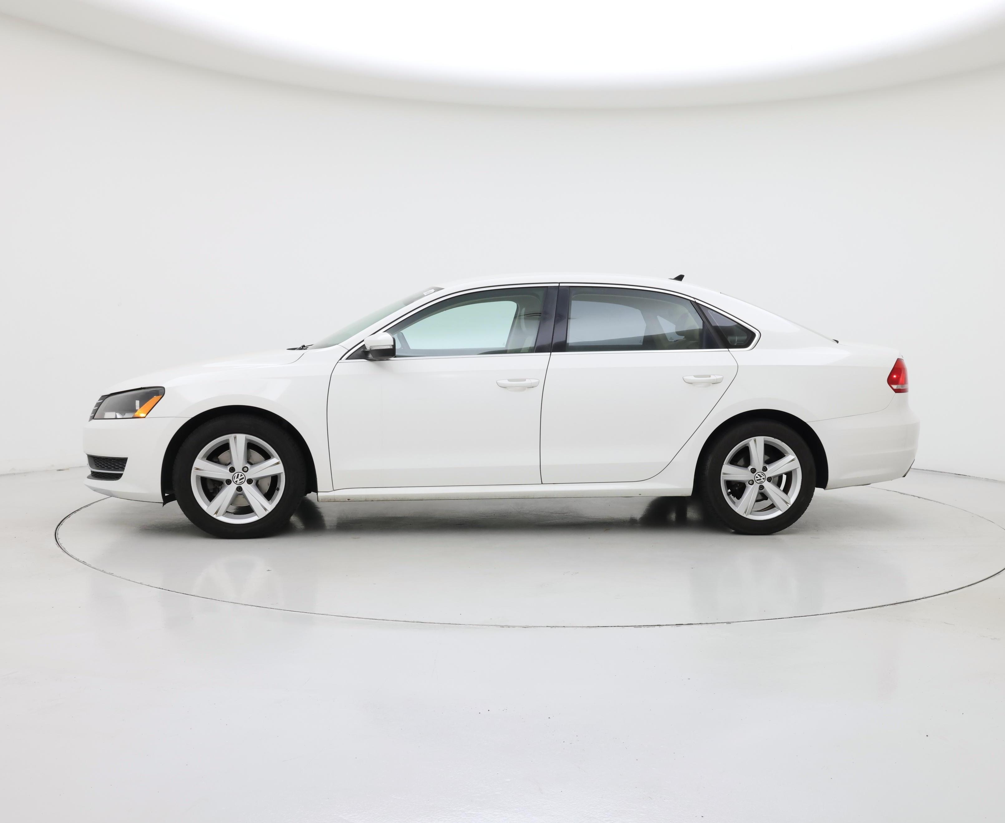 Thumbnail: 2015 Volkswagen Passat - 3