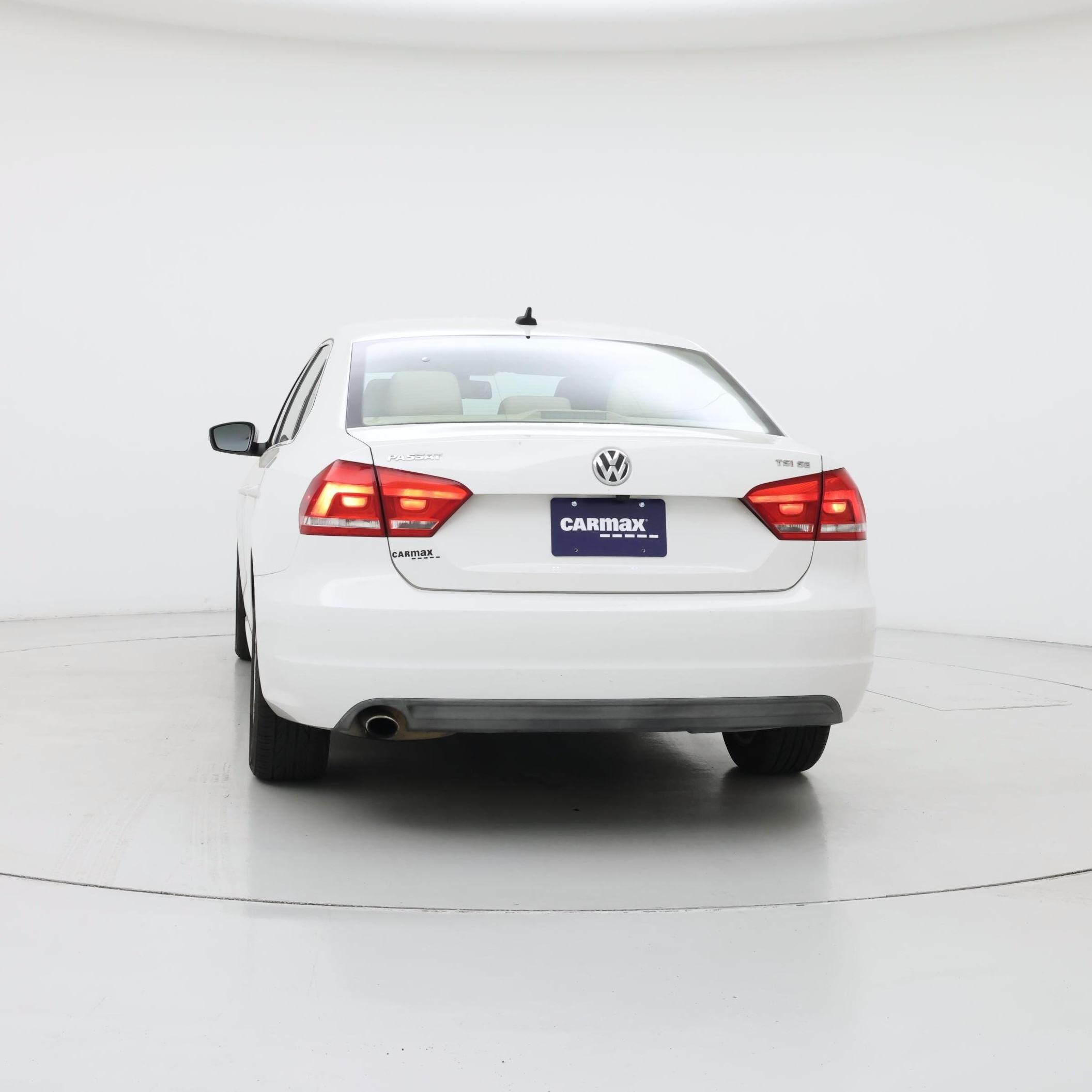 Thumbnail: 2015 Volkswagen Passat - 6