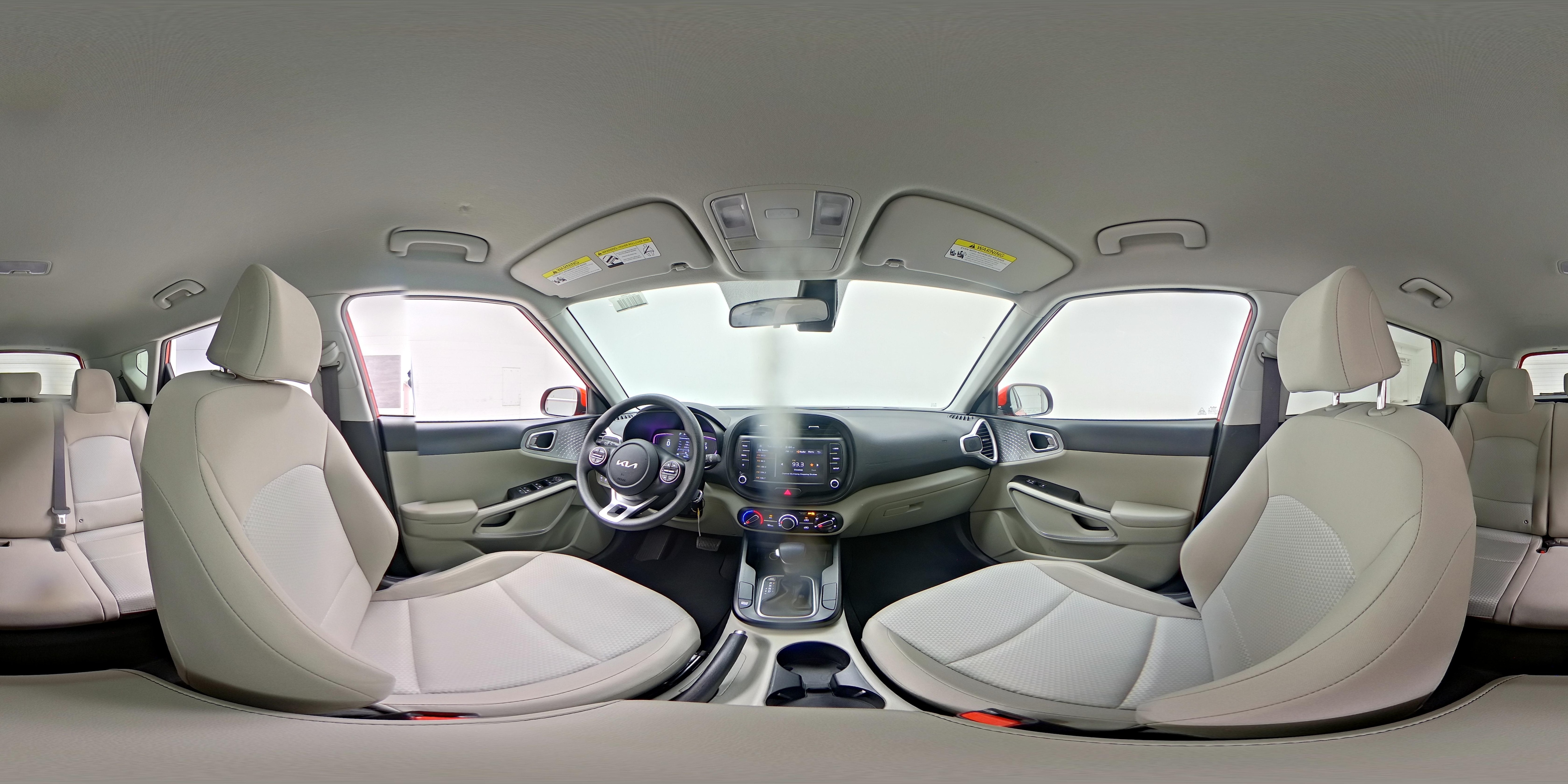 2024 Kia Soul LX - Photo 25