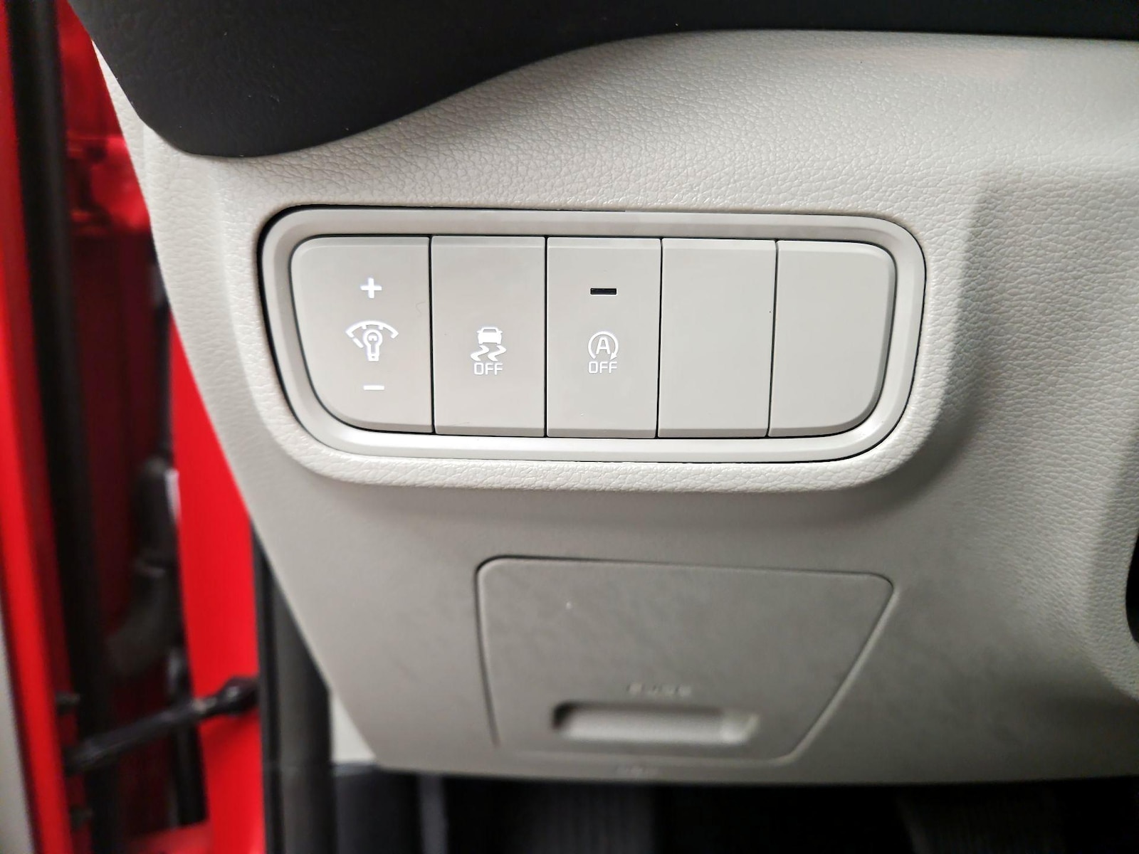 2024 Kia Soul LX - Photo 14