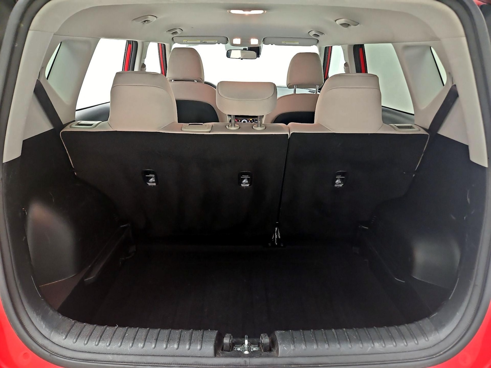 2024 Kia Soul LX - Photo 21