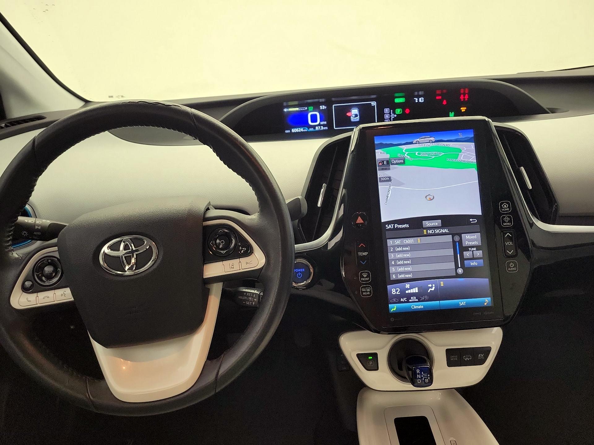 Thumbnail: 2017 Toyota Prius Prime - 9